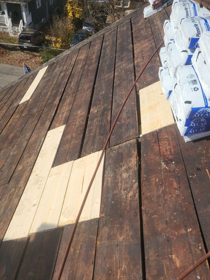 ATLAS PINNACLE COLOR: PRISTINE SCOTCHGARD BLACK DRIP EDGE: BLACK by Eagle Eye Roofing