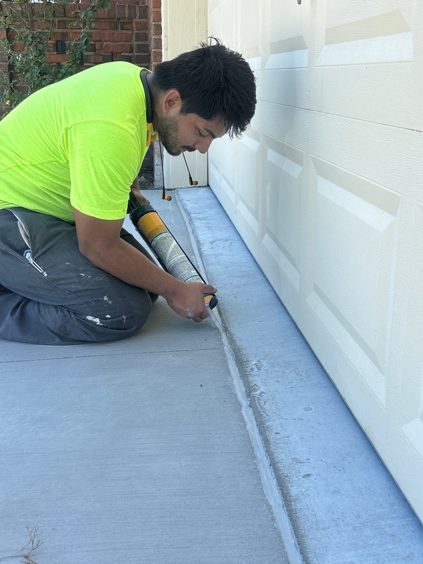 Driveway Replacement ON A HILL in Jacksonville, Florida by Burlington Concrete & Asphalt Inc