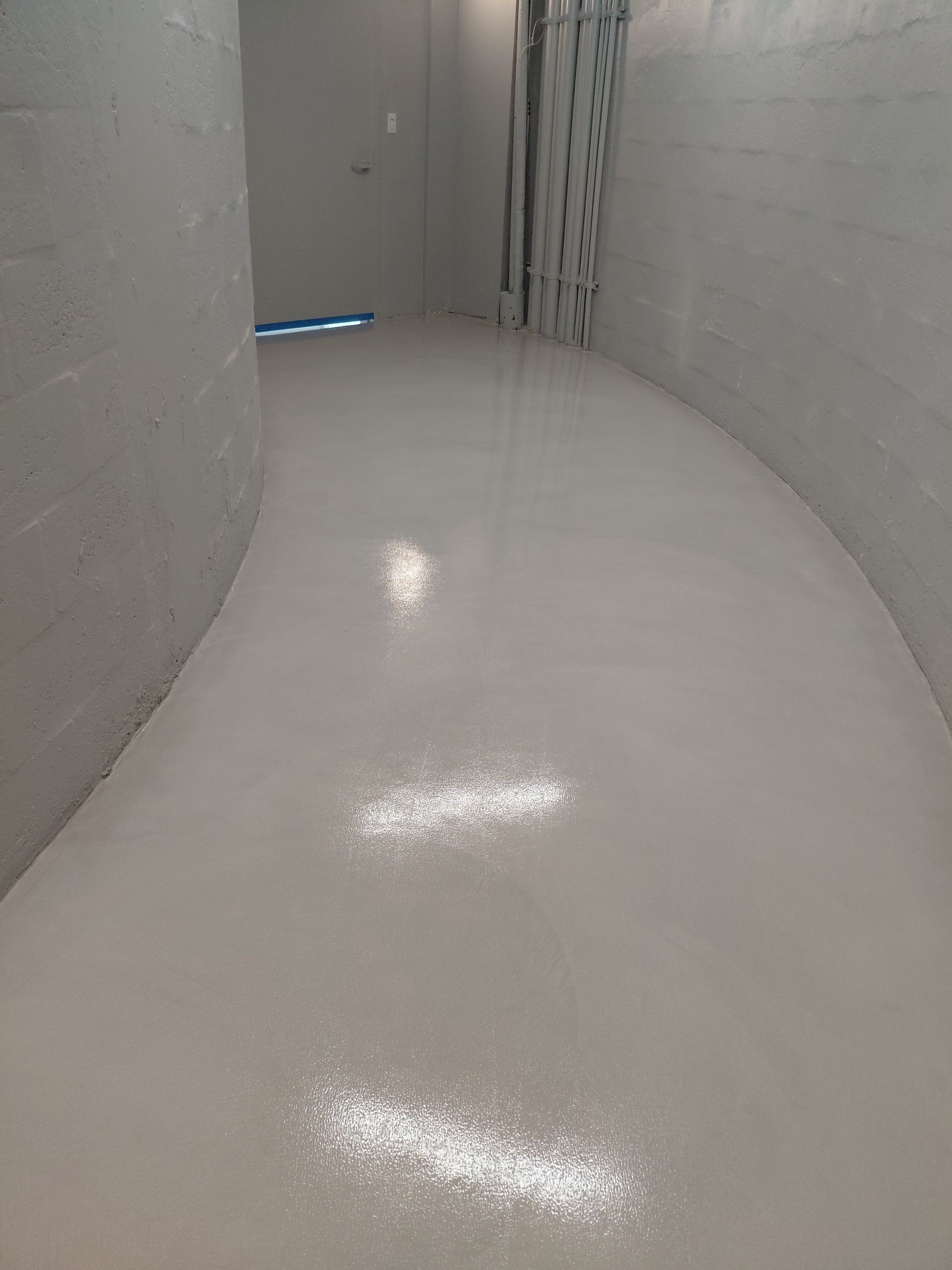 Rotonda at Collins Avenue by Seamless Surfaces