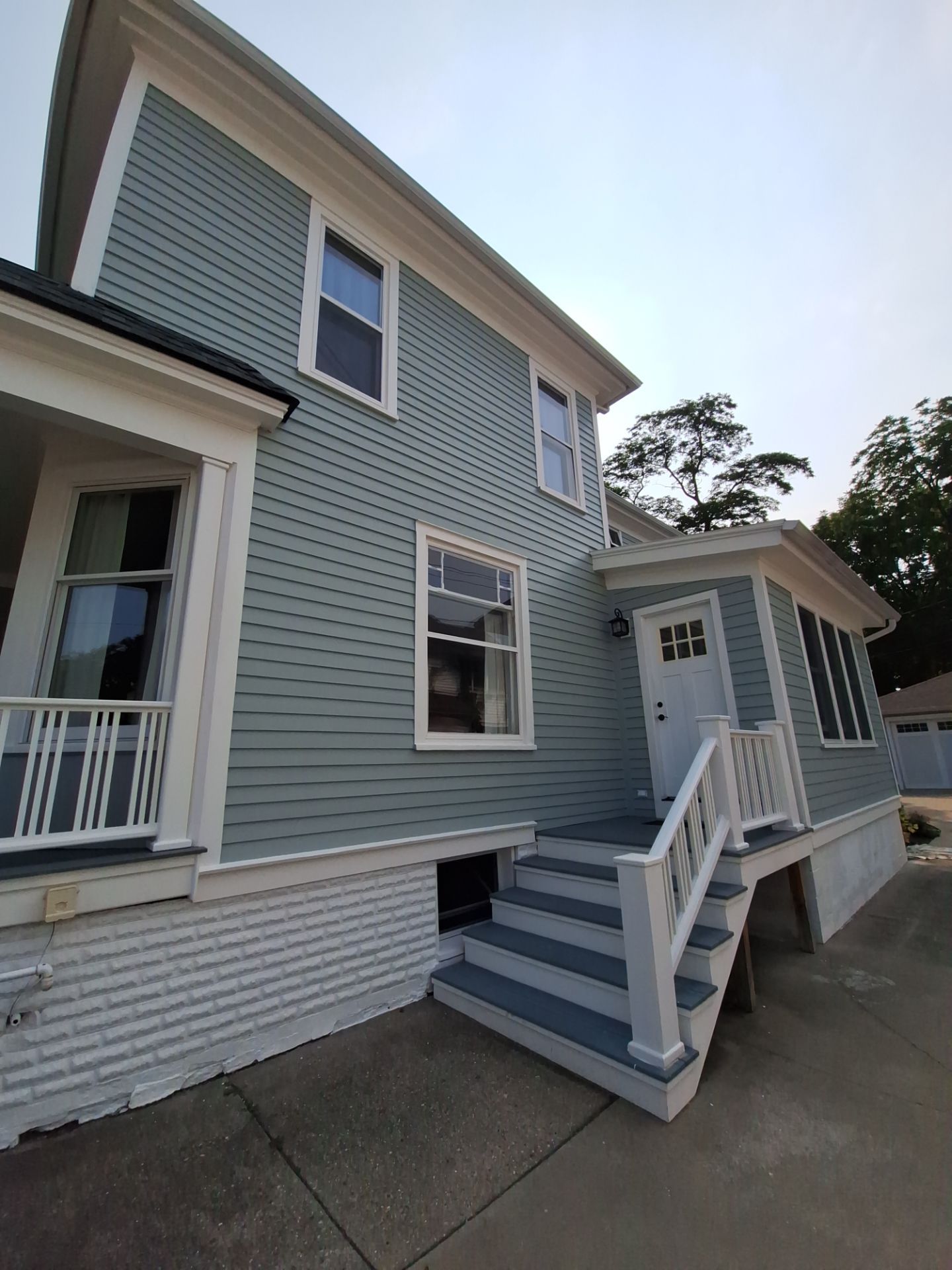Exterior Painting and Deck staining by Gordon Painting
