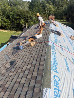 Architectural Shingle Roof Replacement on Gambrel Home in Preston