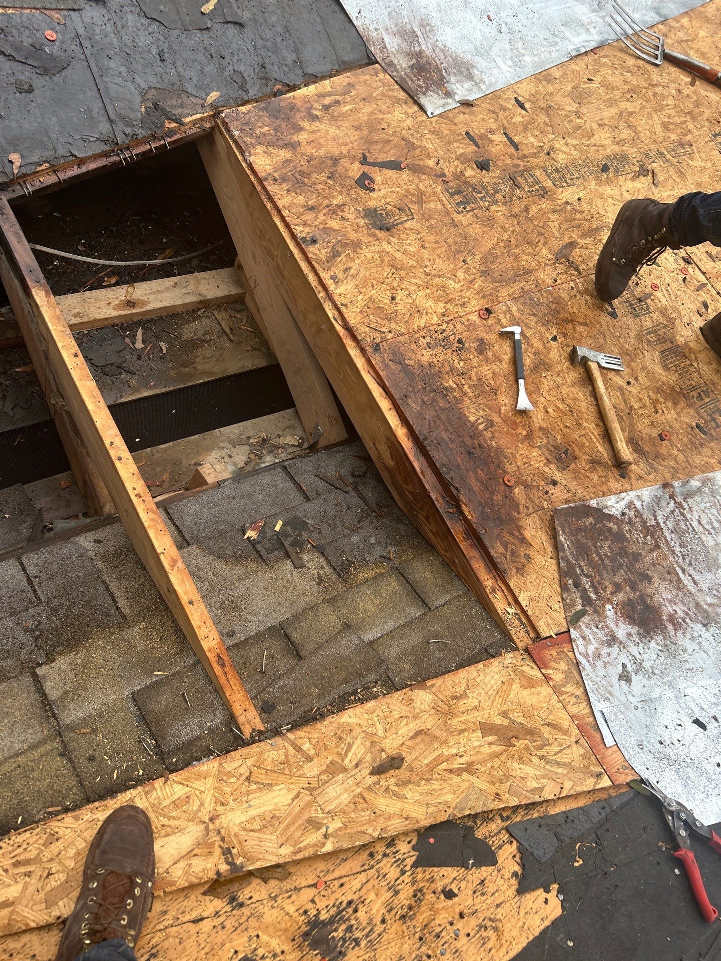 Roof Replacement Huffman by Roof Repair Company