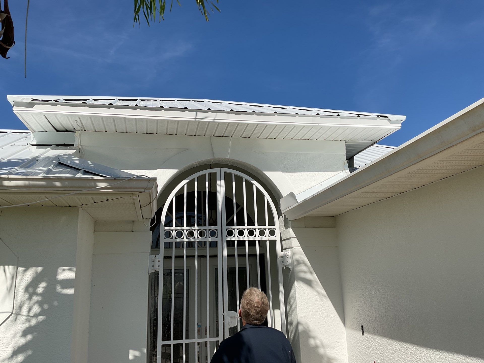 Seamless Aluminum Gutters in Cape Coral FL by Gutter Professors