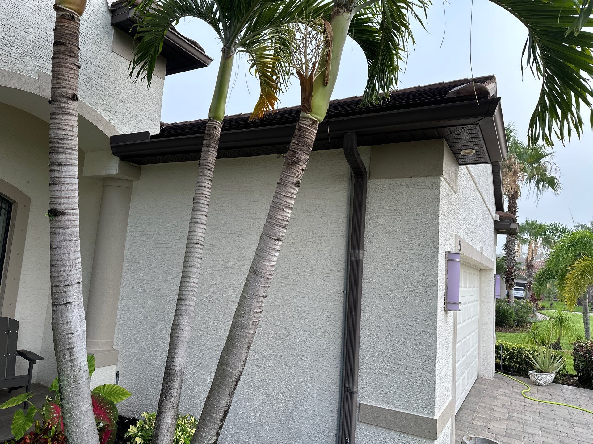 Flat Tile Roof Cleaning, House Wash & Sidewalk Cleaning in Enclave at Country Meadows, Bradenton, FL | Sunshine AquaWash by Sunshine AquaWash