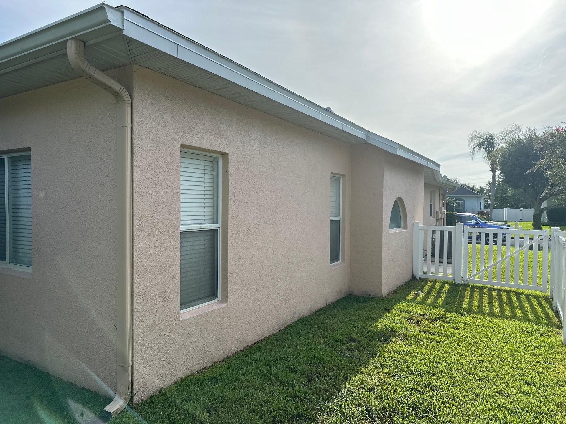 🏡 Pre-Sale House & Driveway Cleaning – Arbor Creek, Palmetto, FL by Sunshine AquaWash
