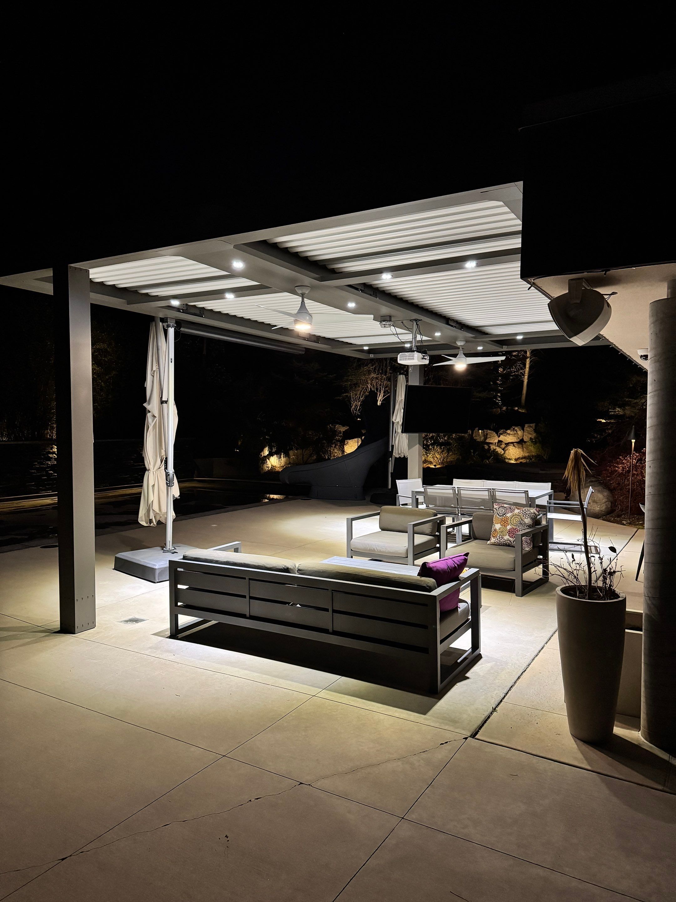 Pool House Party Patio Cover by ModernShade