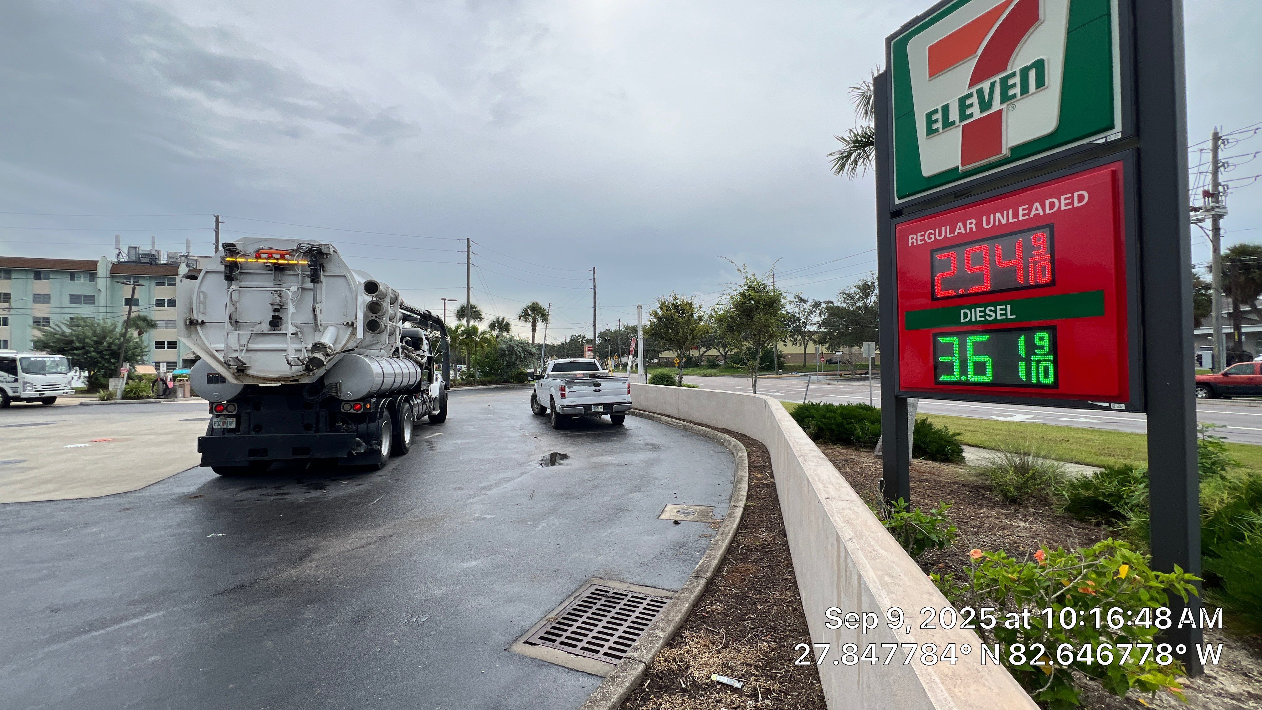 St. Petersburg 7-Eleven Stormwater System Cleaning by Don Mar, Inc. Storm Water Solutions
