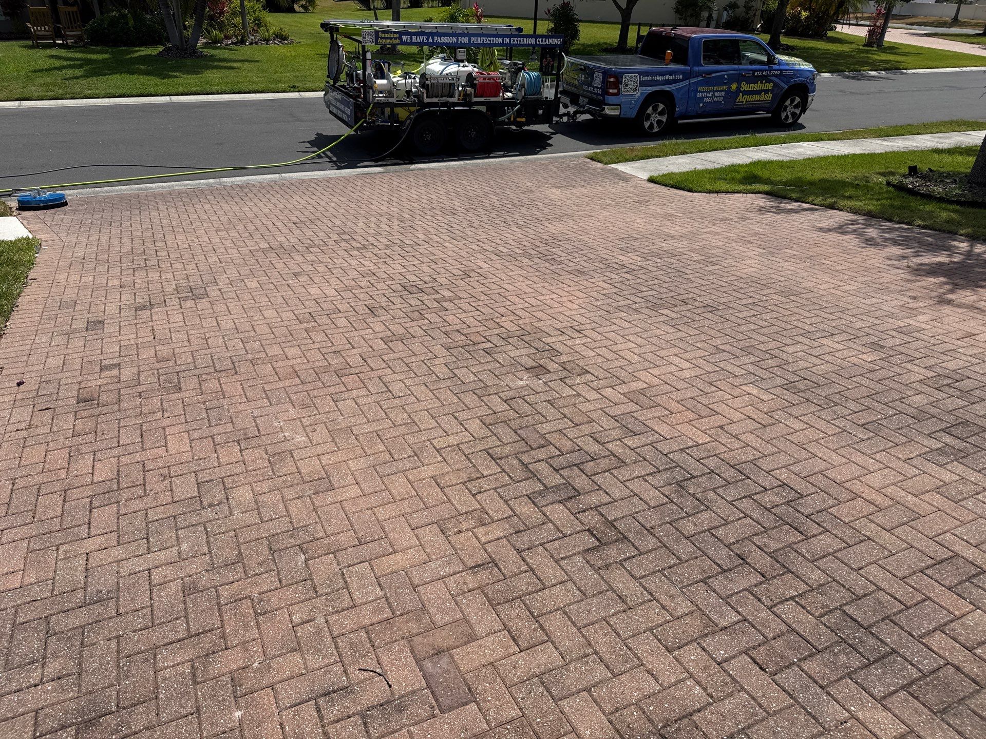 Paver Driveway & Sidewalk Cleaning with Hi-Low Surface Cleaner – Oakleaf Hammock, Ellenton, FL by Sunshine AquaWash