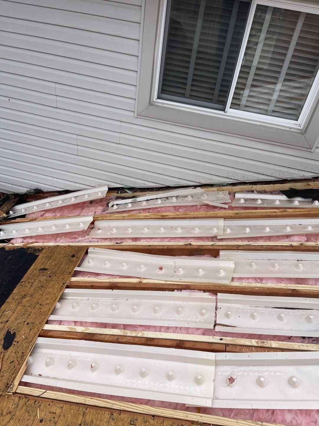 Residential Roofing Installation using Affordable, Reliable, Durable Asphalt Roofs by Smart Roof