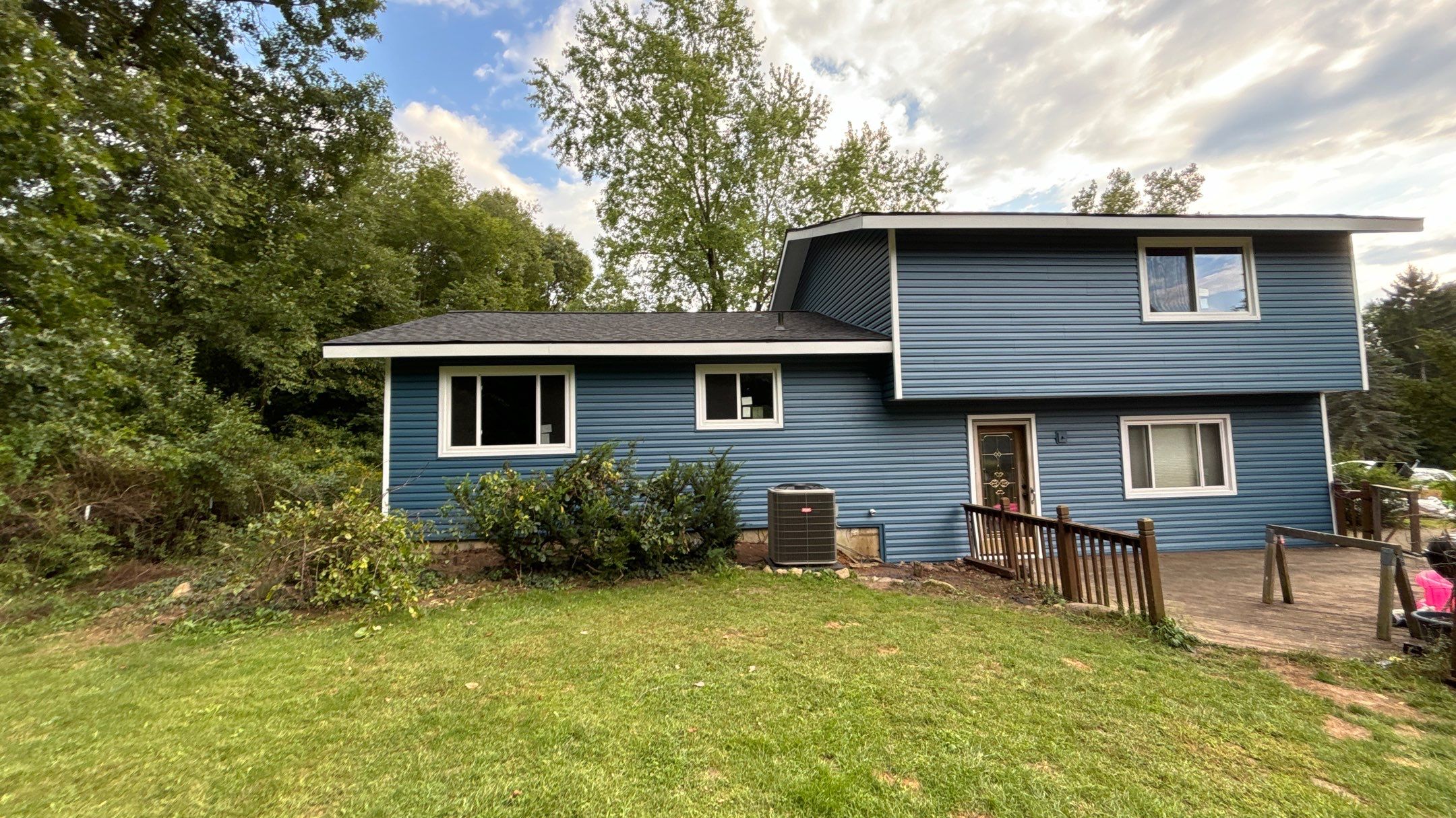 Siding Replacement using Alside D4 1/2" Dutchlap by 180 Contractors