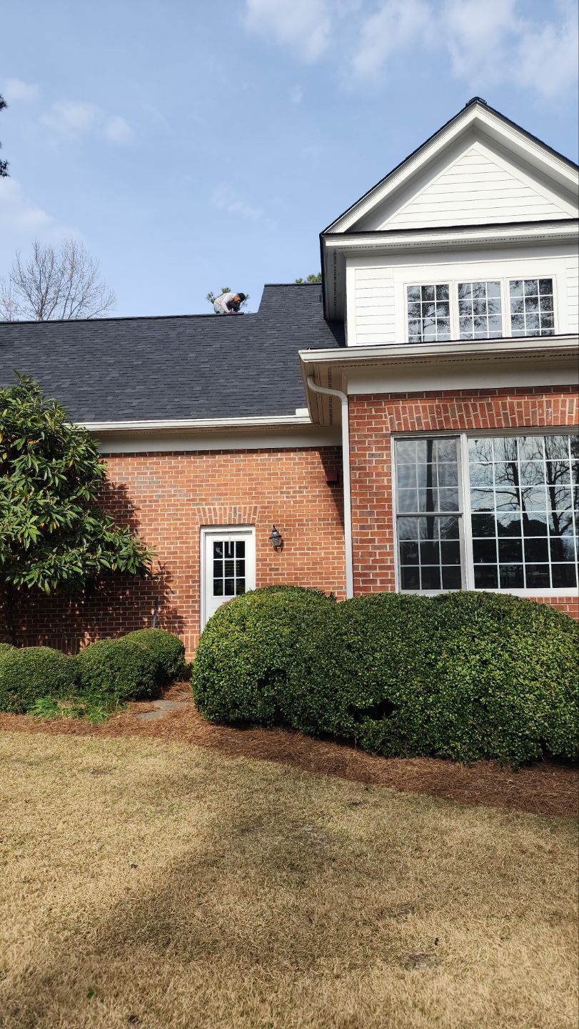 Residential Roofing Installation using Owens Corning® Oakridge Onyx Black by Indigo State Roofing