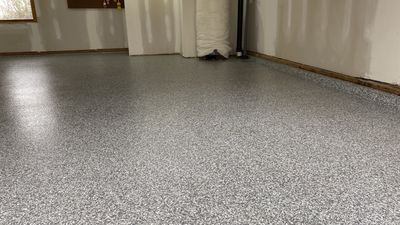 Ryan B. gets a new garage floor in Banner Garage Stonehenge!
