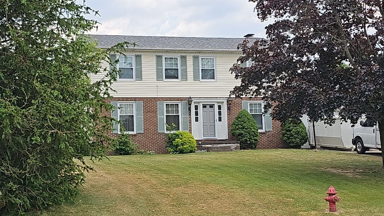 ATLAS PINNACLE COLOR: SUMMER STORM by Eagle Eye Roofing