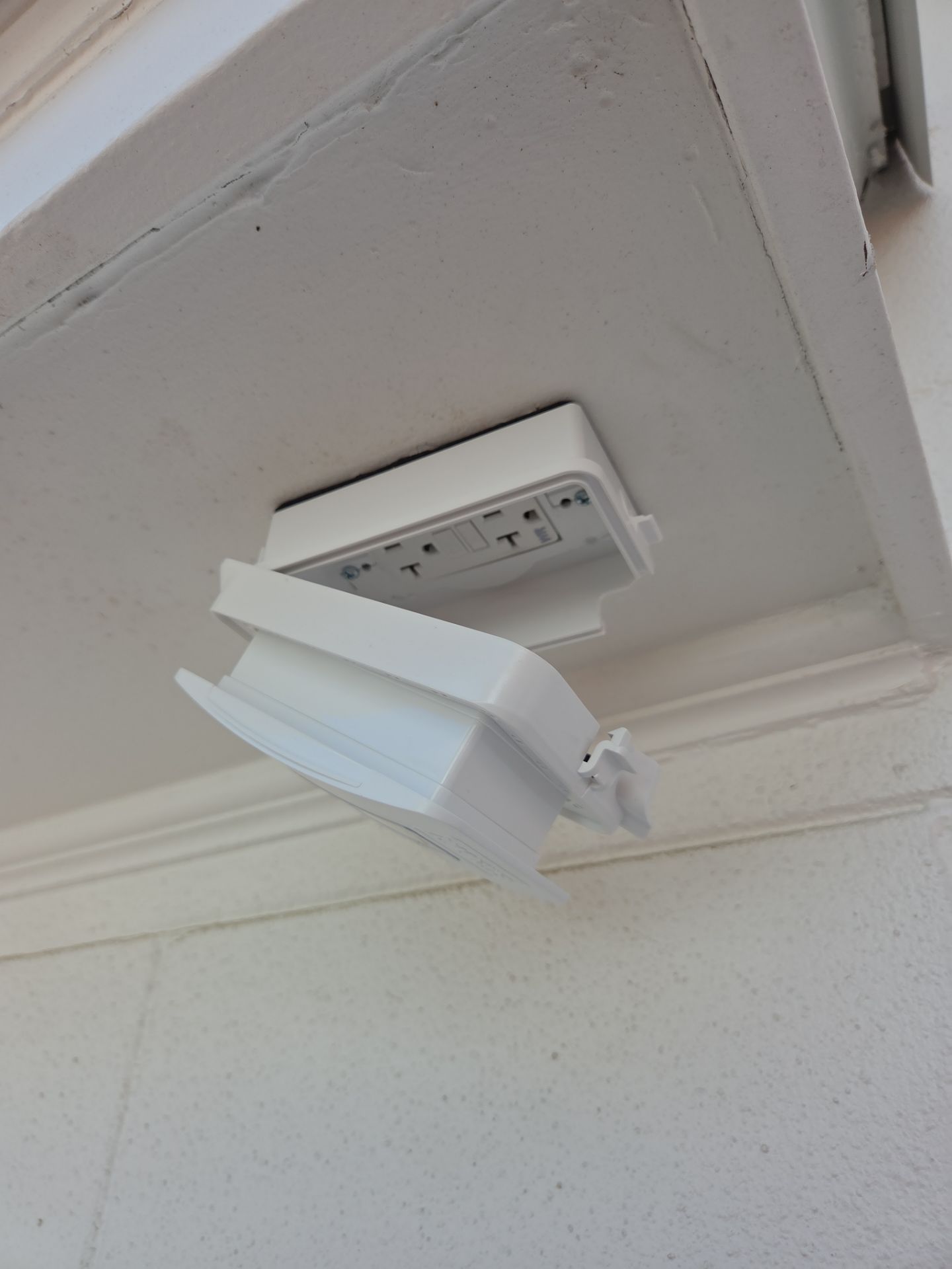 Outdoor Lighting Upgrade | Winter Park, FL 32789 by Smartron Electric