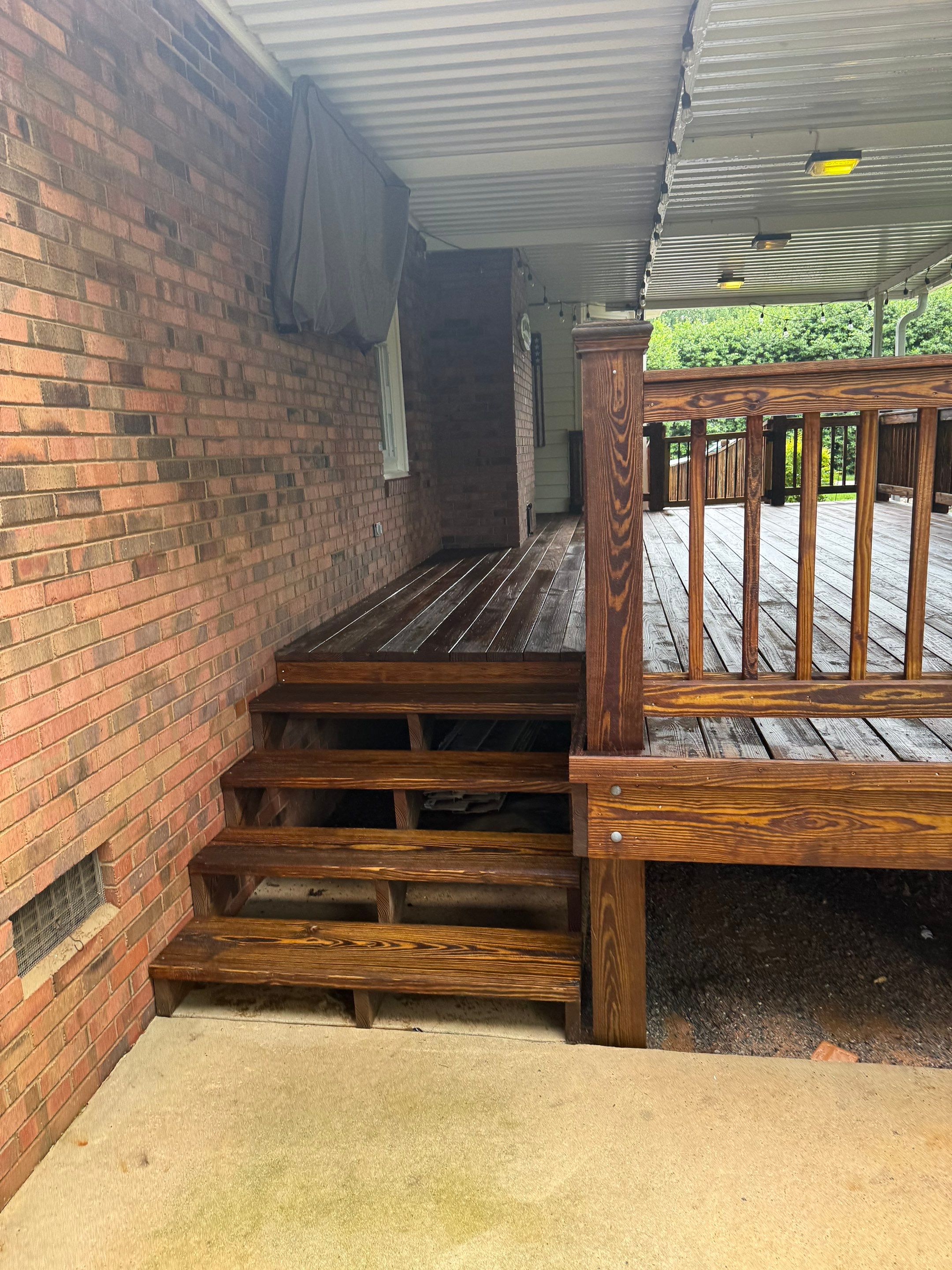 Wood Deck using Wood Sealant by DuraSeal