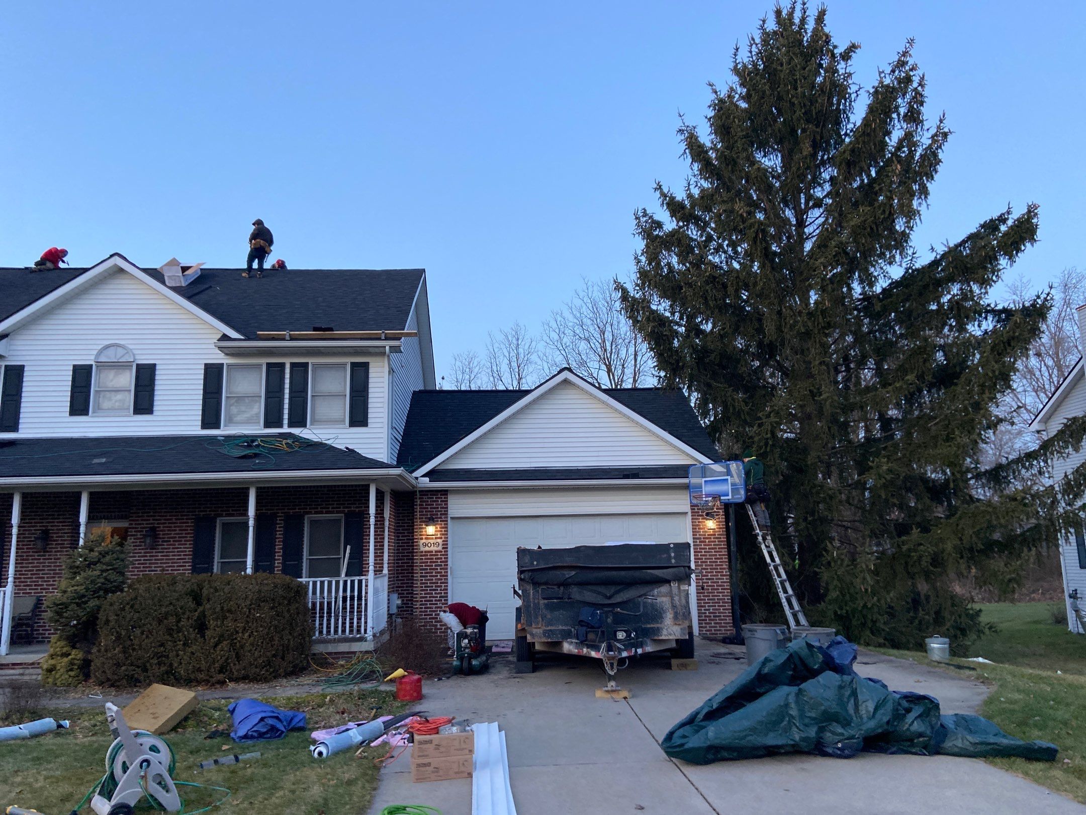 Roof Replacement using Owens Corning by 180 Contractors