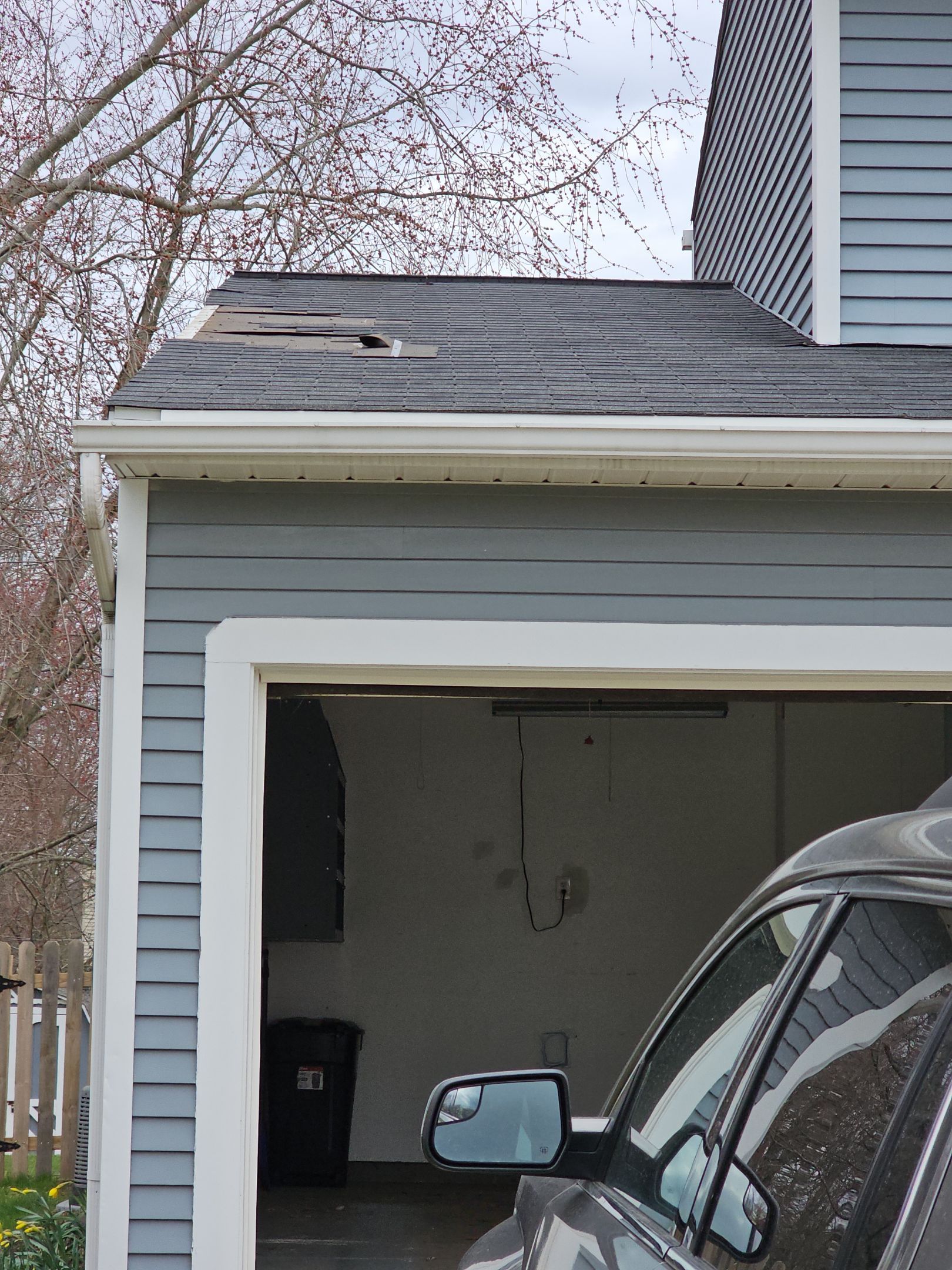 ATLAS PINNACLE COLOR: BLACK SHADOW DRIP EDGE: WHITE by Eagle Eye Roofing