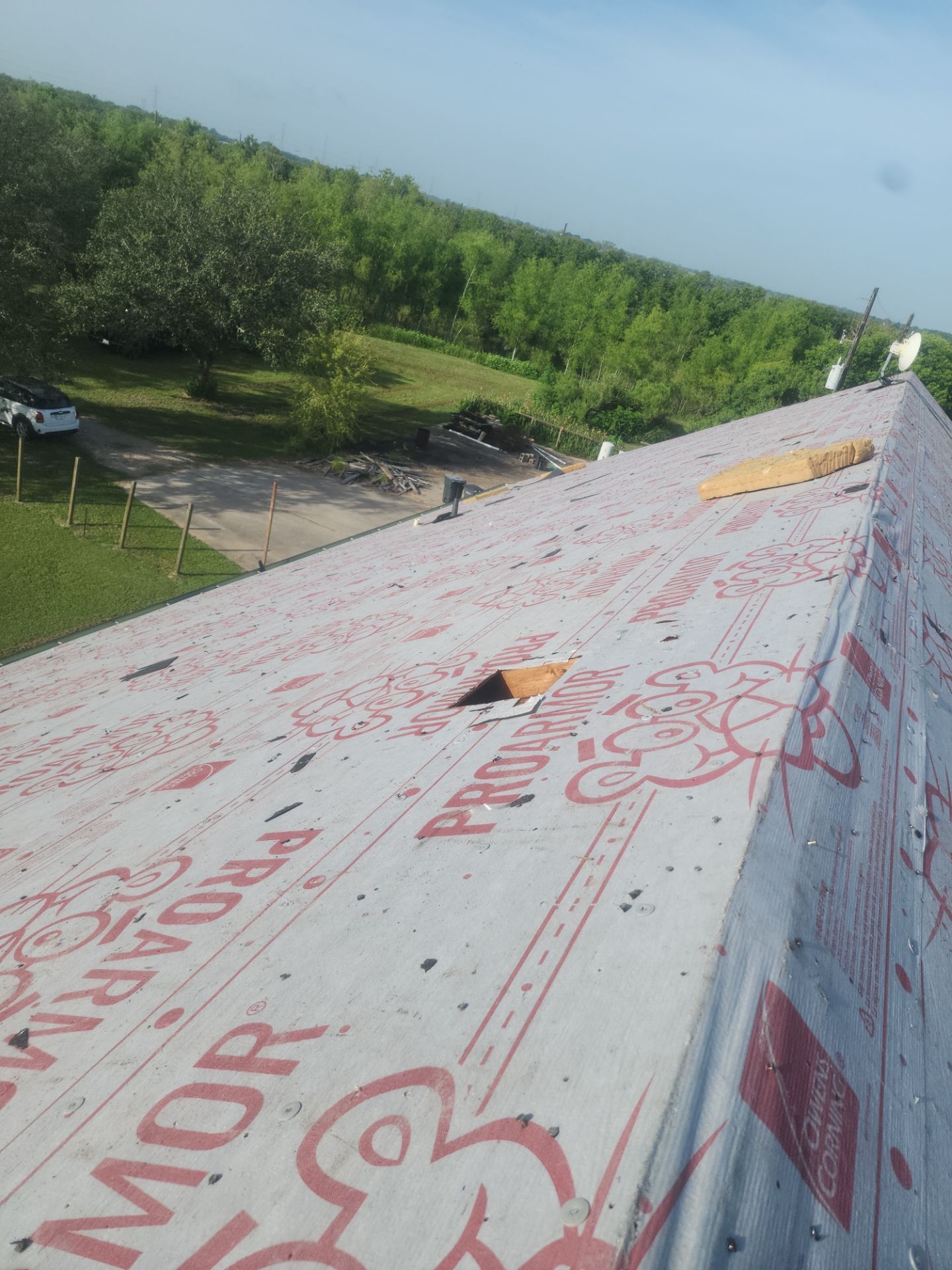 Residential Roofing Installation using Owen's Corning Duration (Lifetime) Shingles by Roof Repair Company