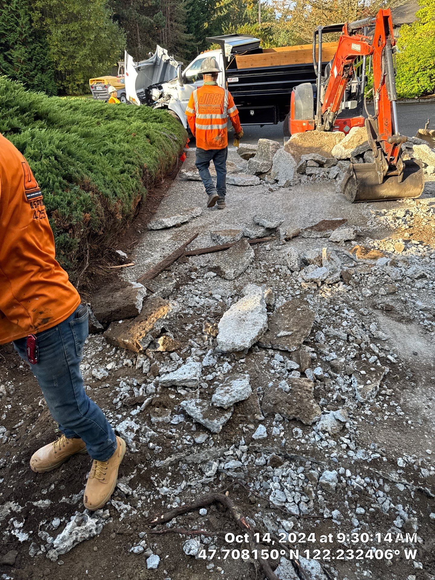 Concrete Driveway Renovation | Kirkland  by Jireh Asphalt & Concrete Inc 