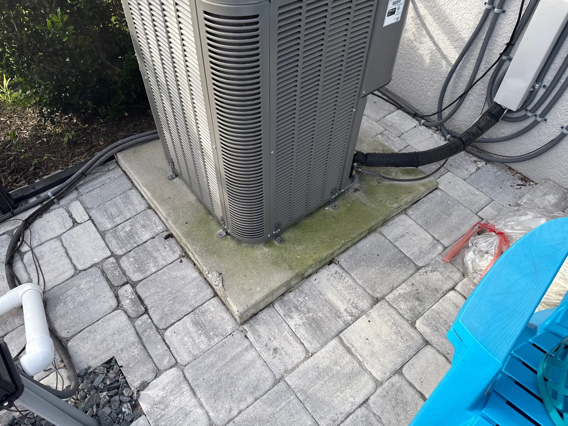 Paver Pool Deck & Screen Enclosure Cleaning – North River Ranch, Parrish, FL by Sunshine AquaWash