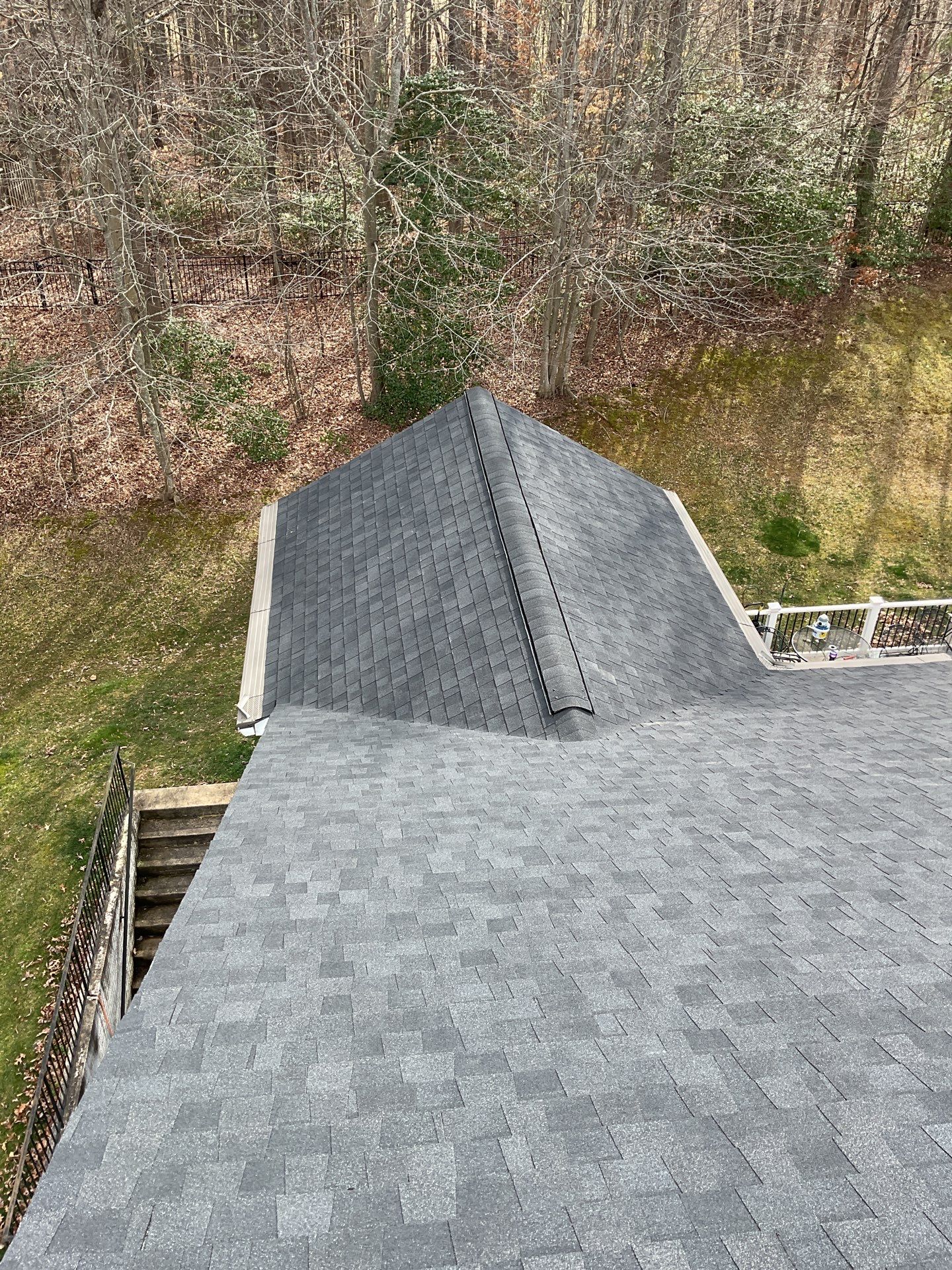 Manassas Landmark Pro Roof in Max Def Charcoal Black by RM Banning, Inc.