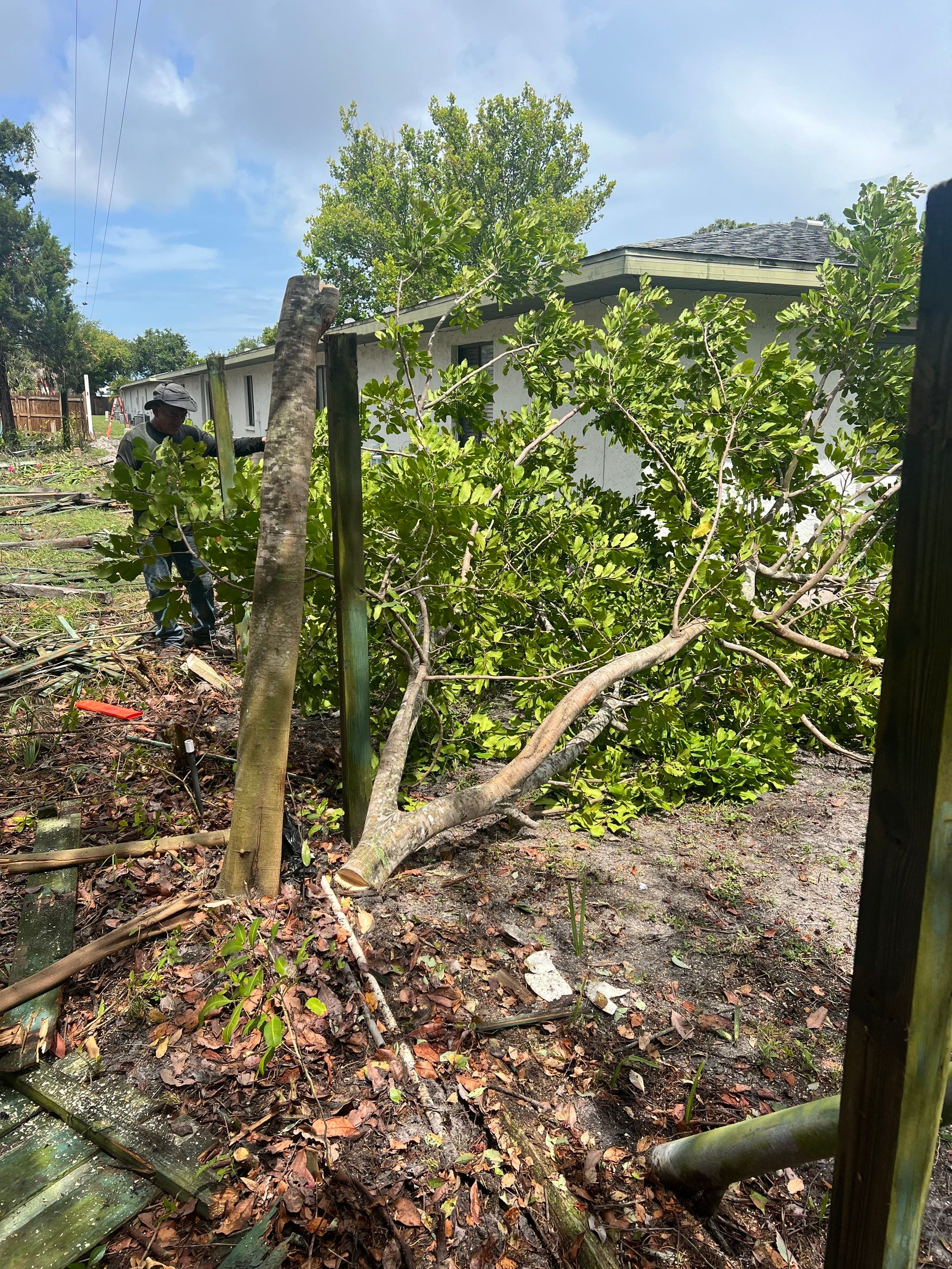 Bradenton, FL 6ft. Tall White Vinyl Privacy Fence  by Asap fence and gates, LLC