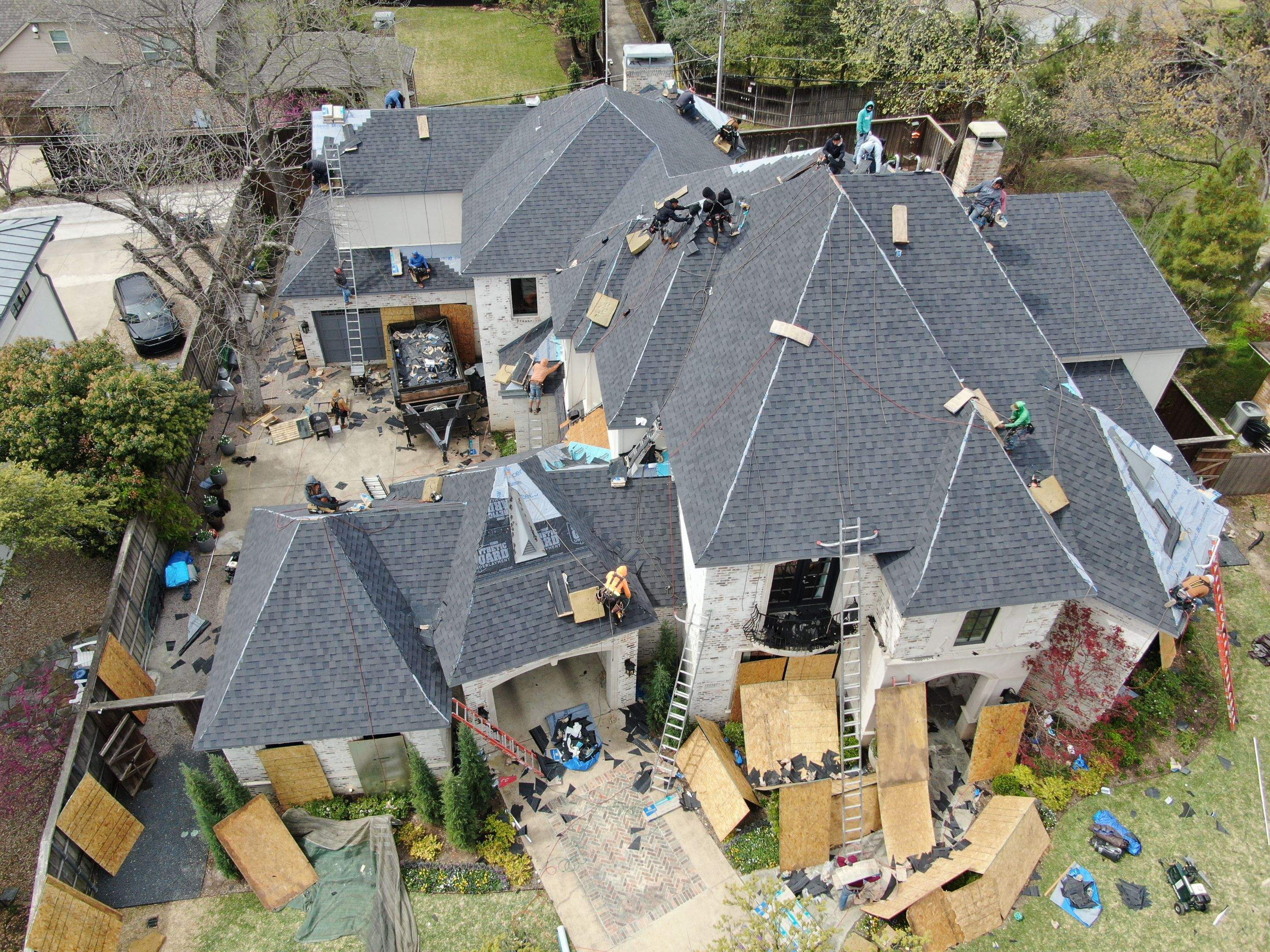 Project in Dallas by Armor Roofing | Exteriors