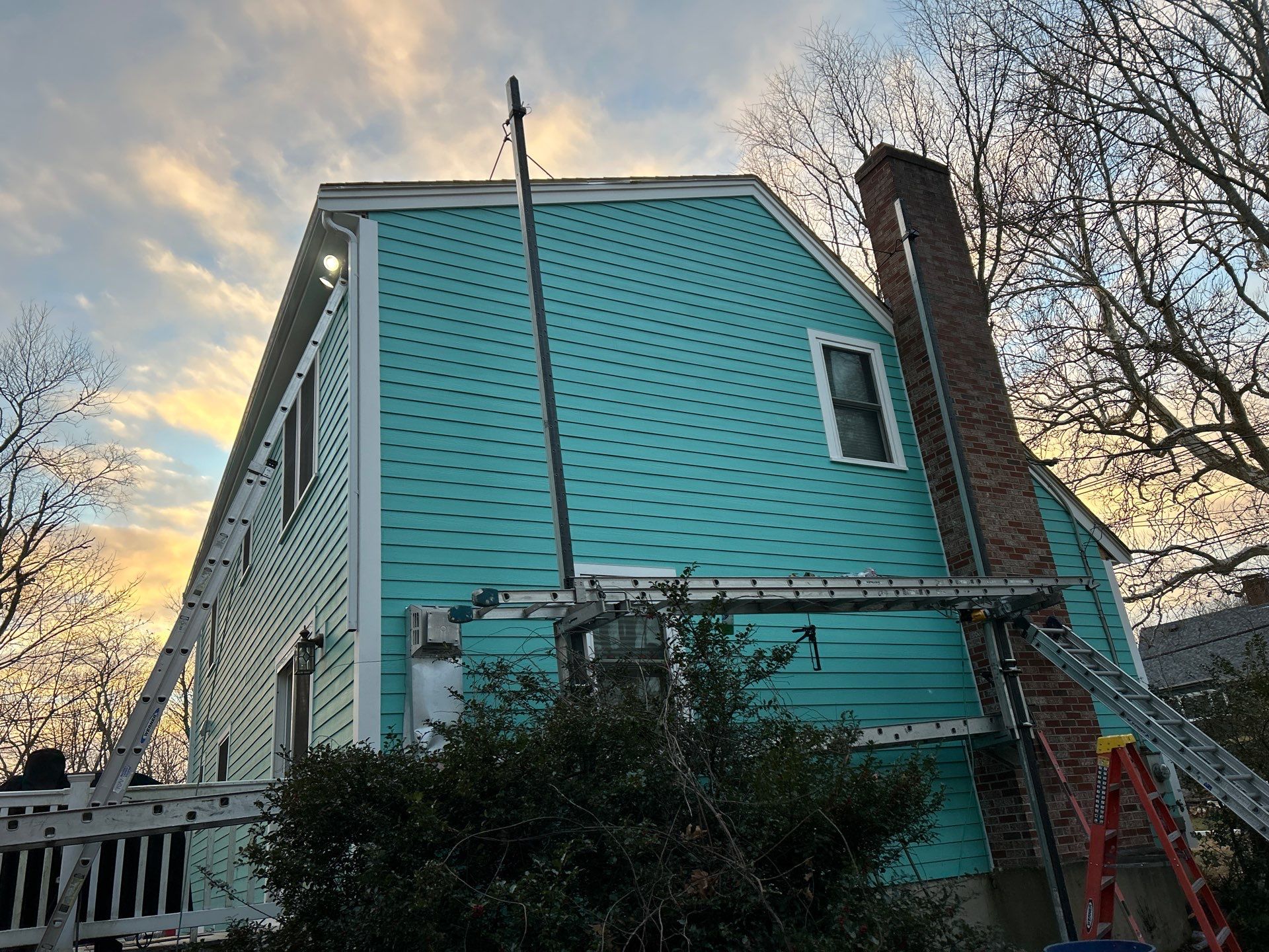 James Hardie siding in Dream Collection color - Dighton, MA by UBrothers Construction