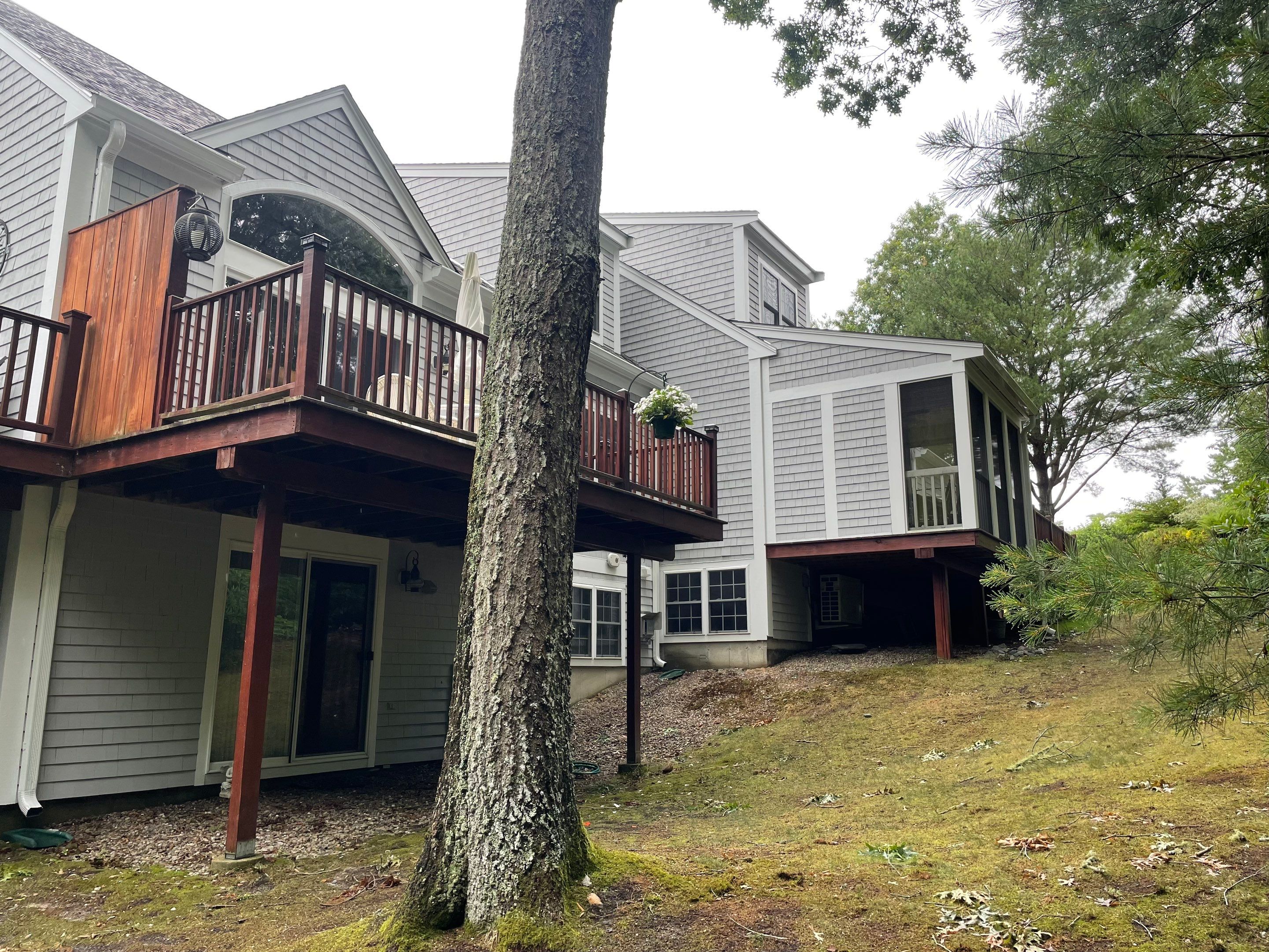6" K-Style Aluminum Gutters Installed in Bourne, MA by Gutter Pro Enterprises