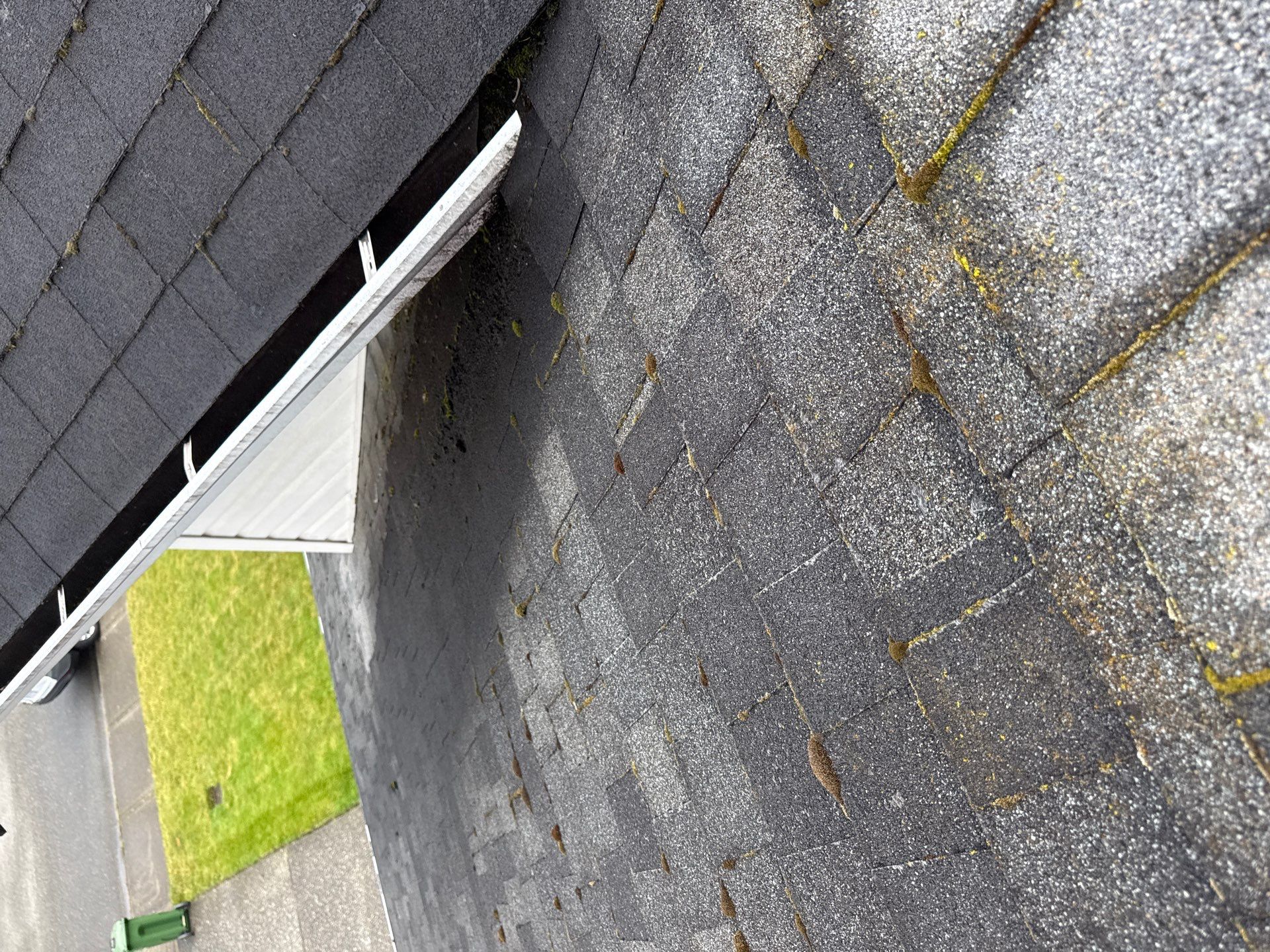 Residential Reroof Shingle by Top Notch Roofing Inc
