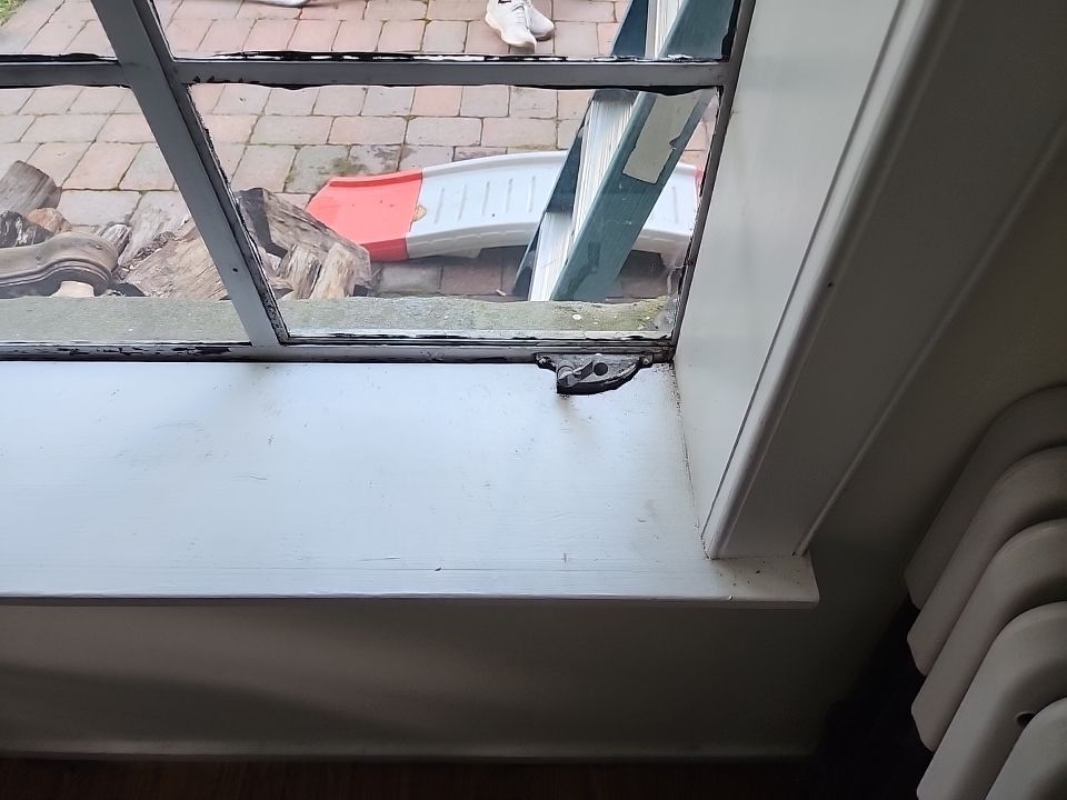 Exterior remodeling in Carlsile, MA by UBrothers Construction