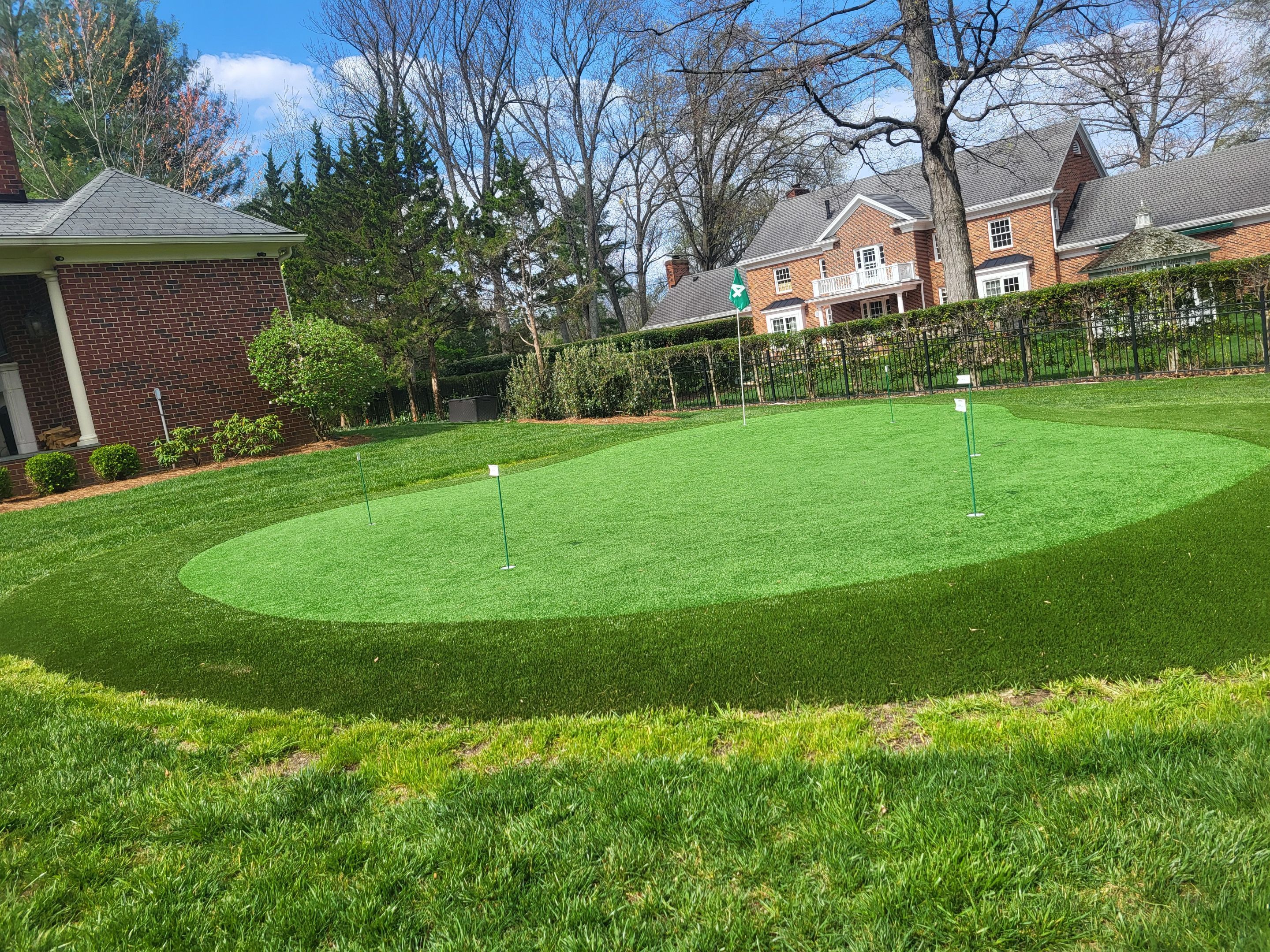 Residential Green in Louisville, KY by Southwest Greens Midwest