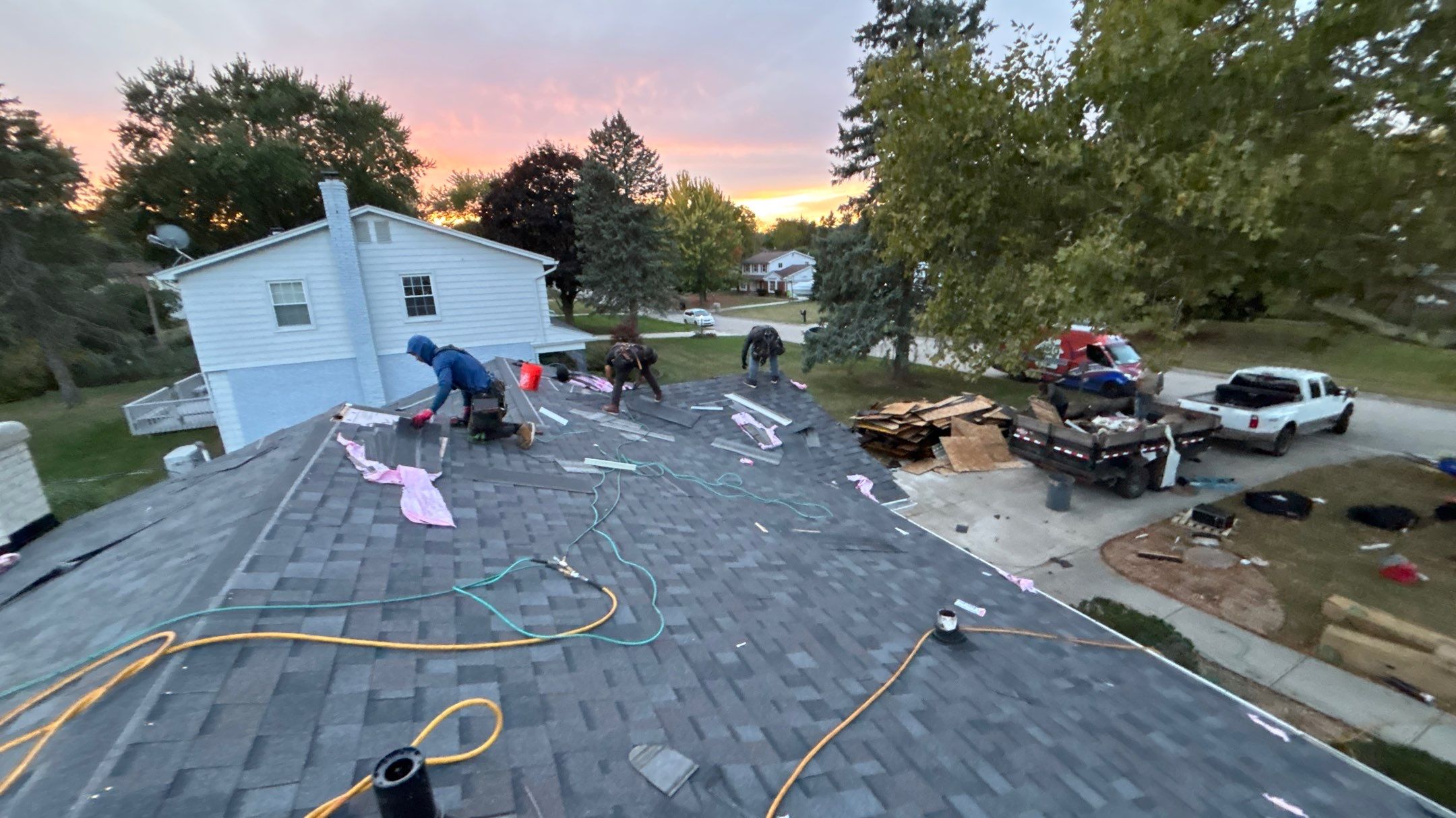 Roof Replacement using Owens Corning Williamsburg Grey by 180 Contractors