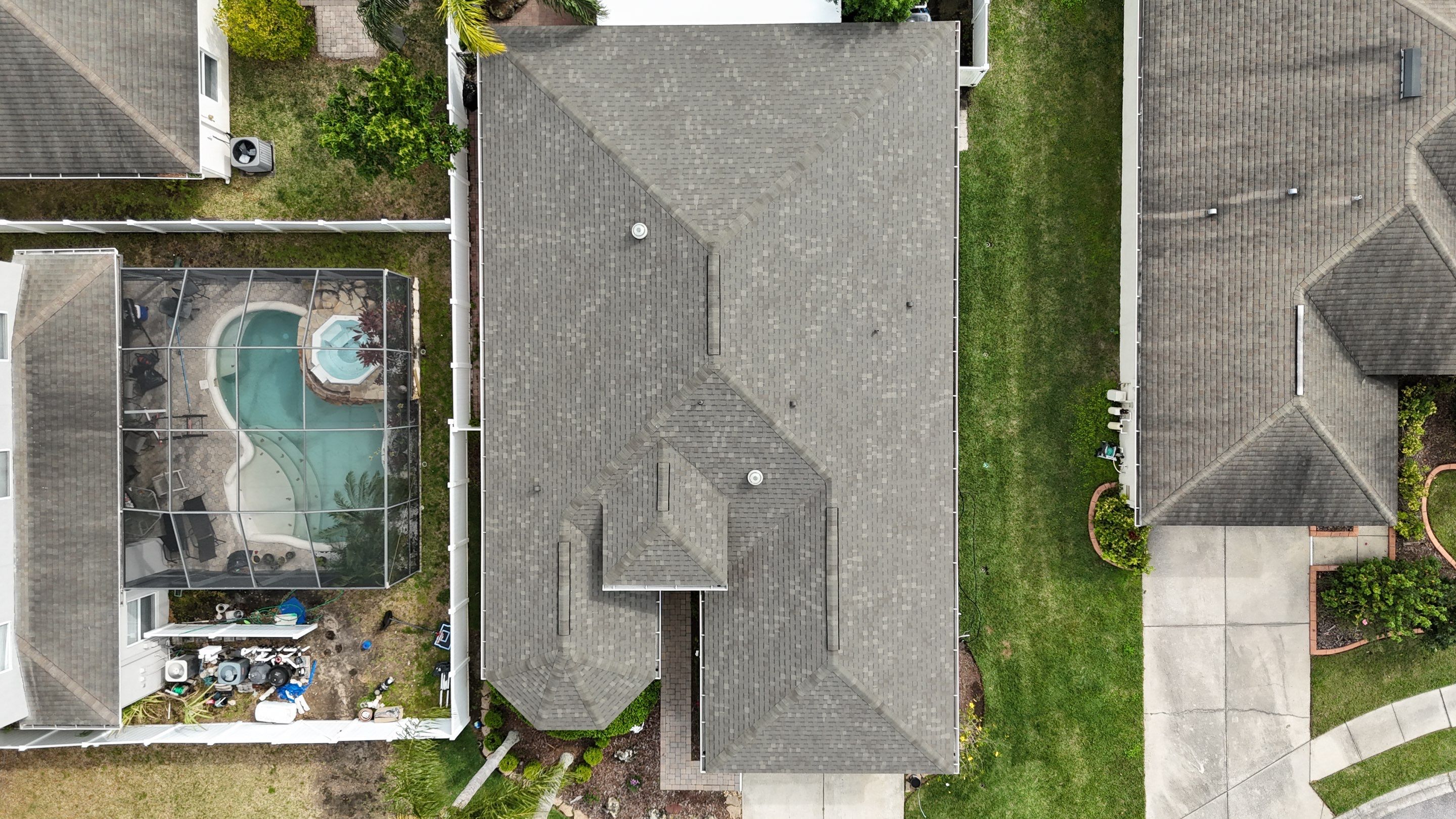 Roof Replacement in Land O' Lakes, FL by Steadfast Roofing 