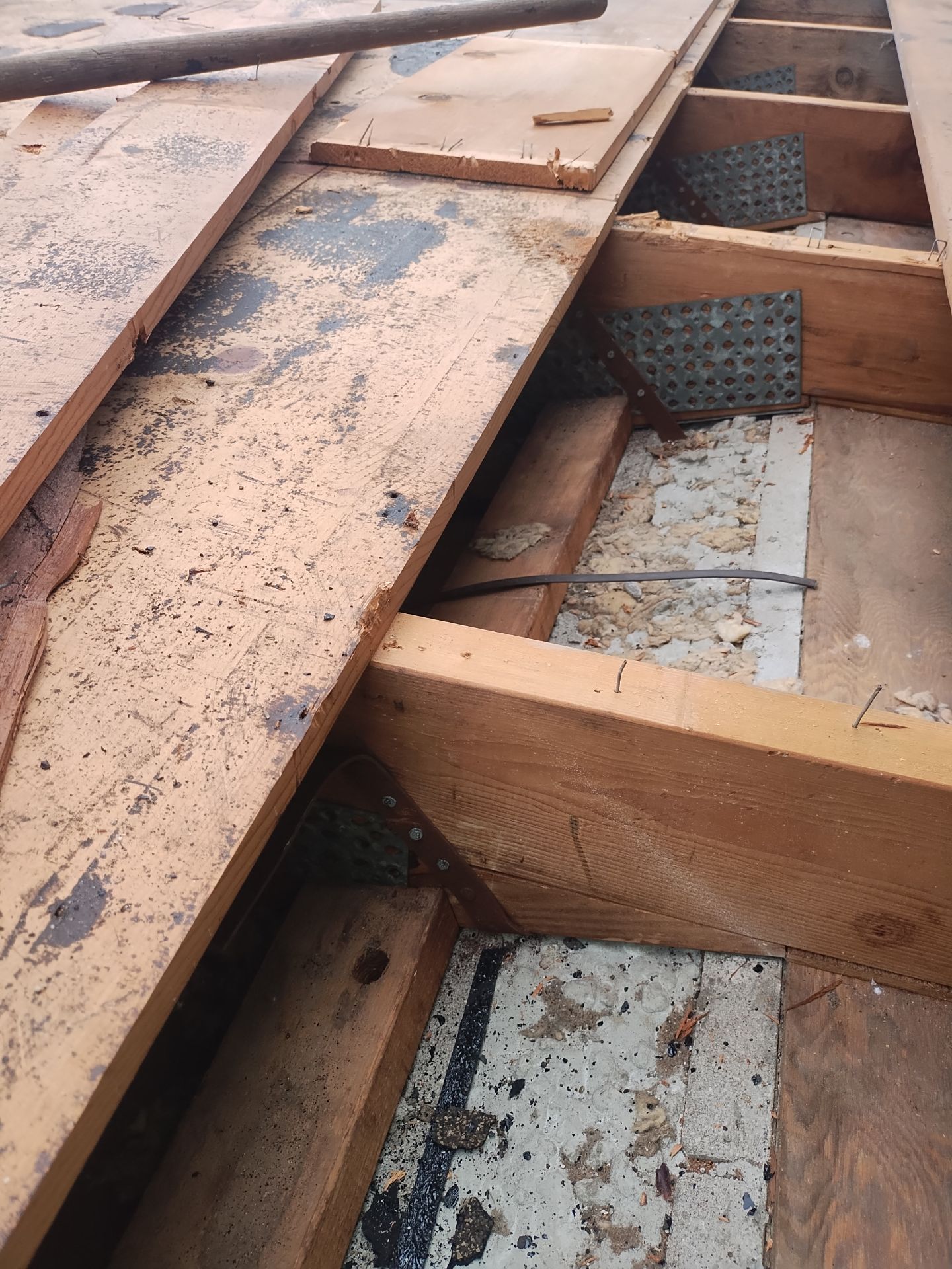 Project in St. Petersburg 33711 by Mitchell Roofing Company LLC