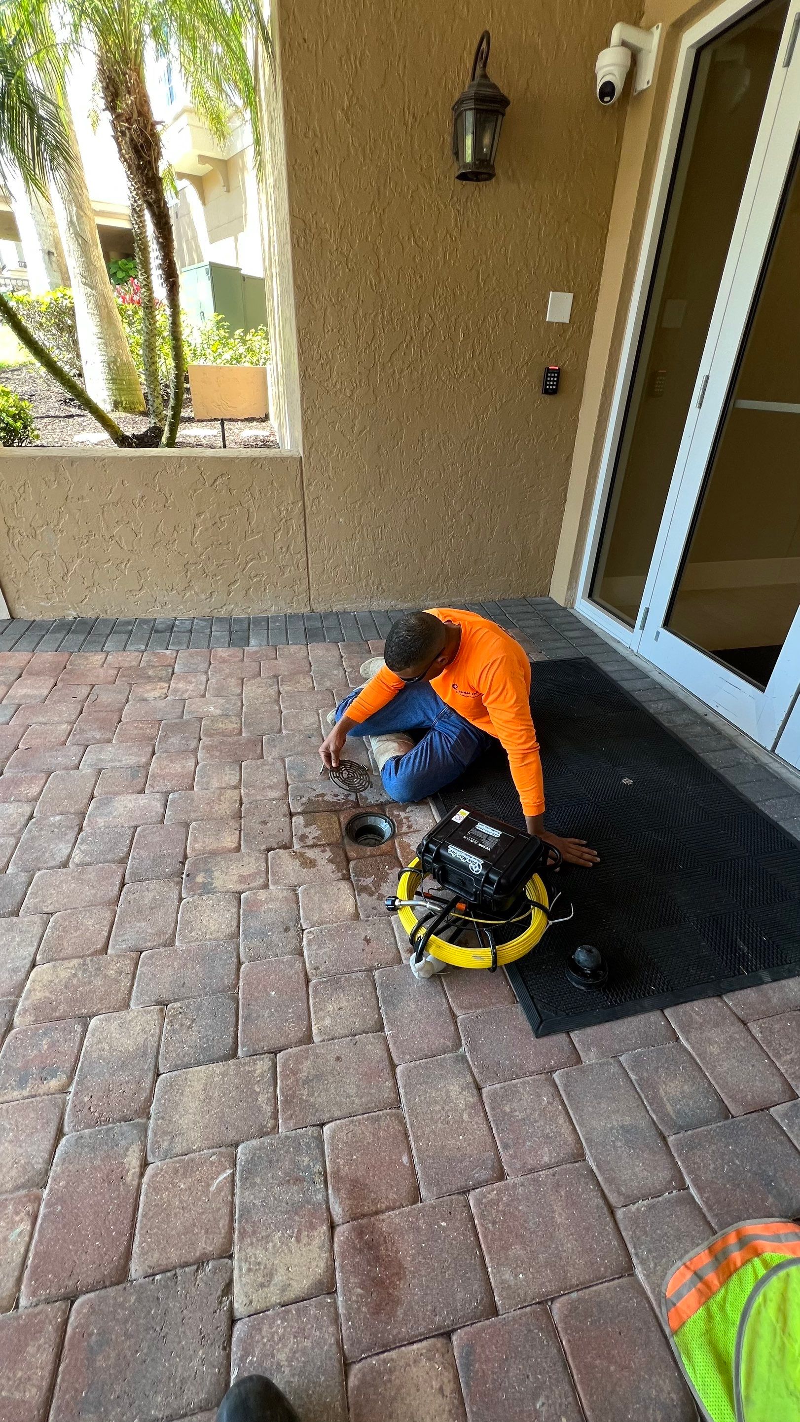 Condo Parking Garage Cleanup and Stormwater System Maintenance by APS Power & Water
