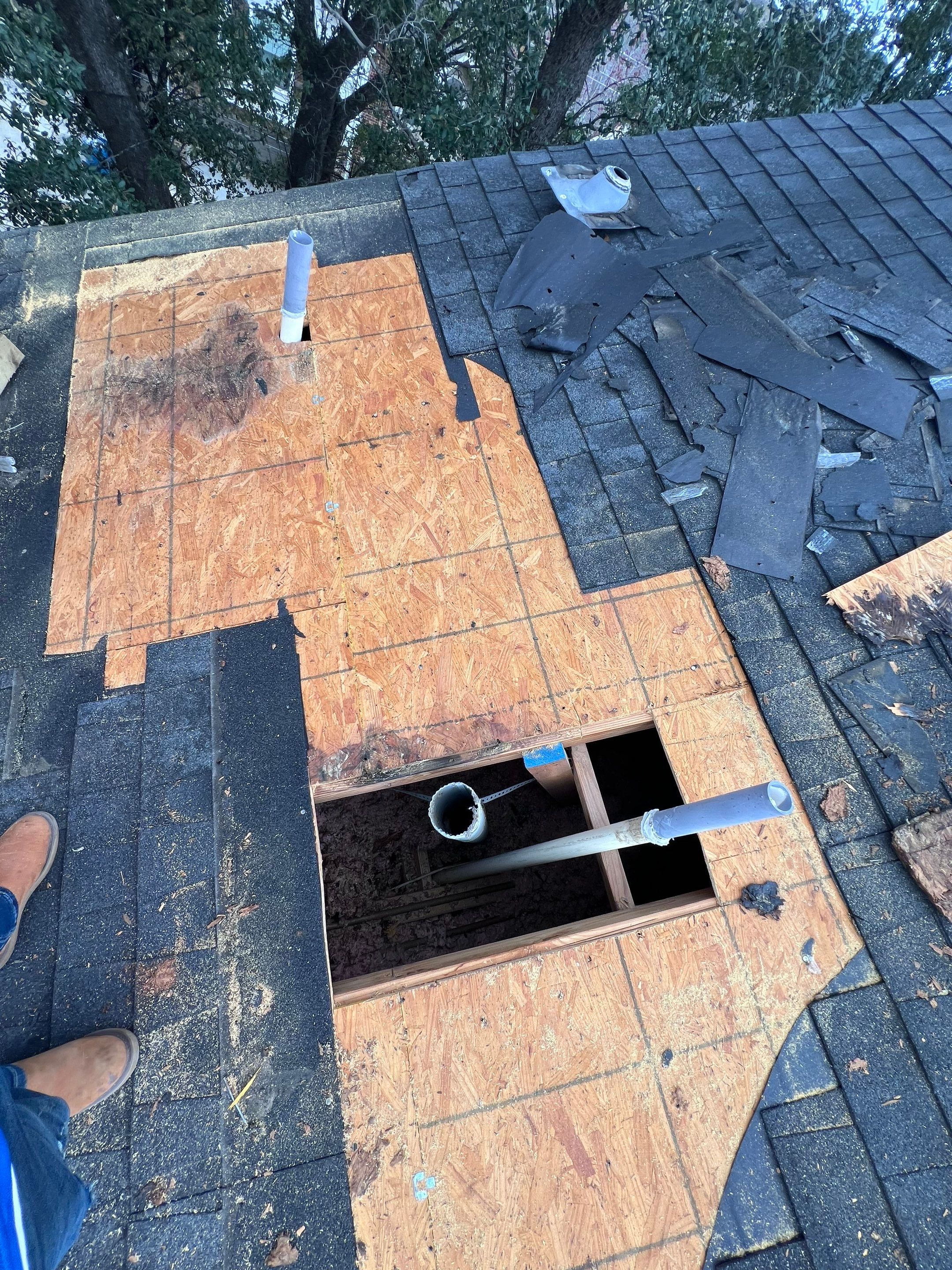Hail Damage using Owen's Corning Duration (Lifetime) Shingles by Roof Repair Company