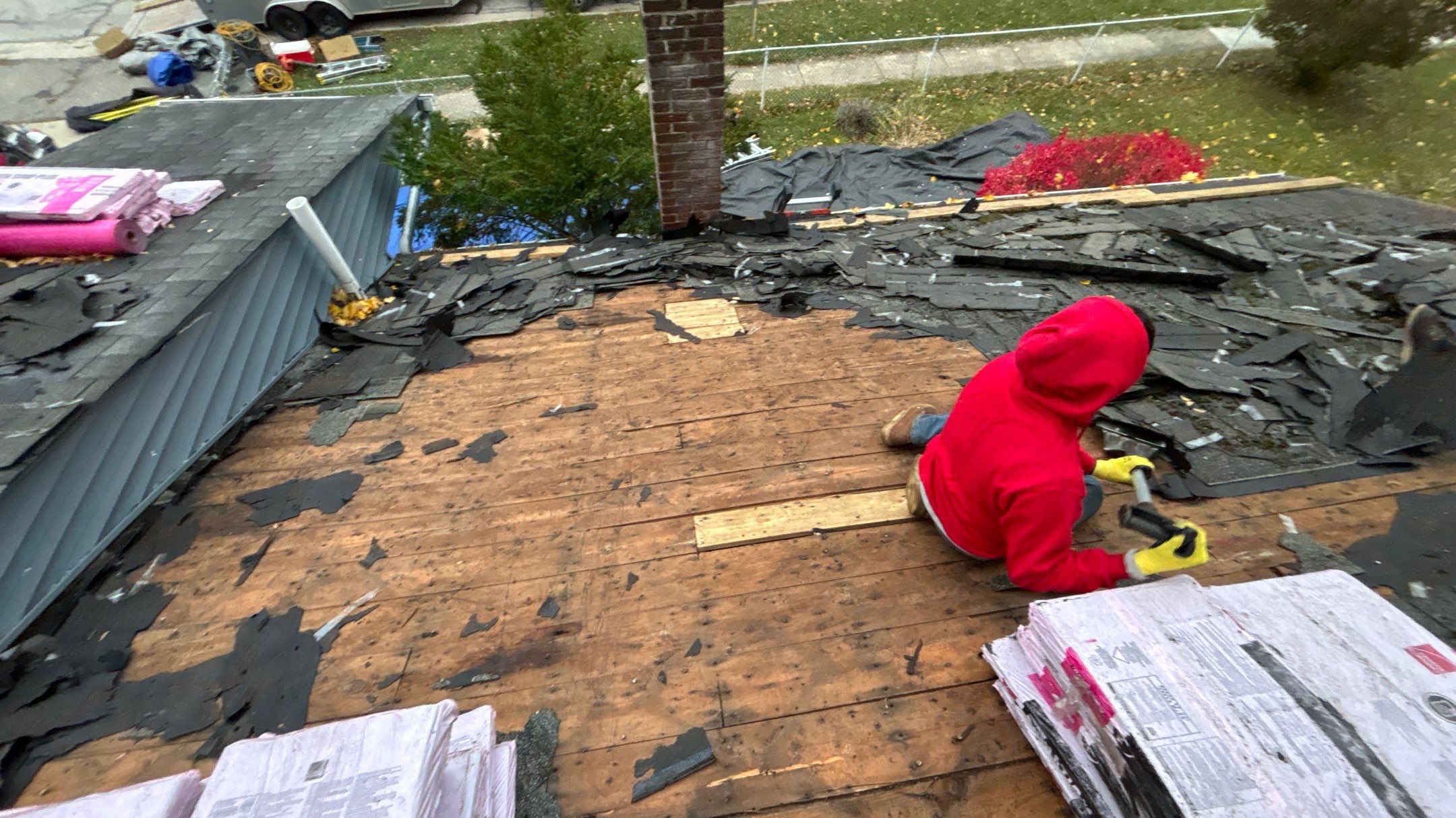 Roof Replacement using Owens Corning Midnight Plum by 180 Contractors