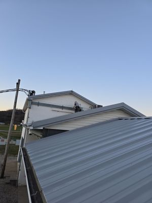 Commercial Roofing Installation using Metal