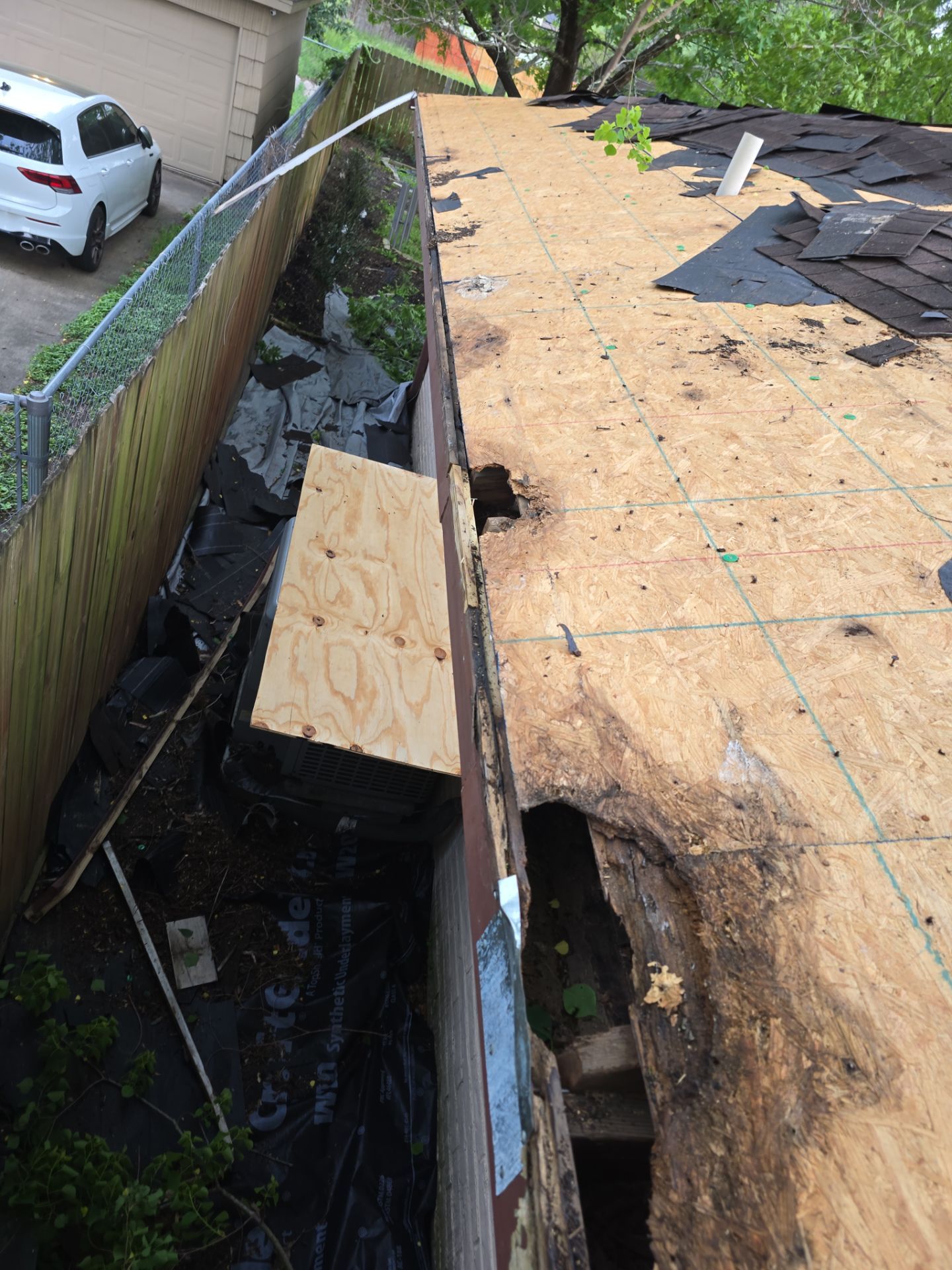 Roof Replacement Houston by Roof Repair Company