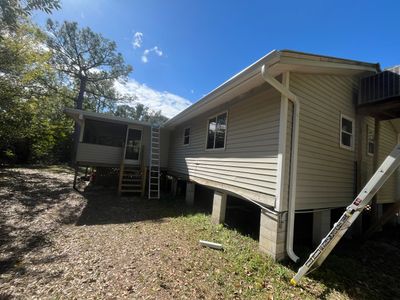 Seamless Aluminum Gutter Installation using 6 Inch Seamless Gutters in North Fort Myers FL