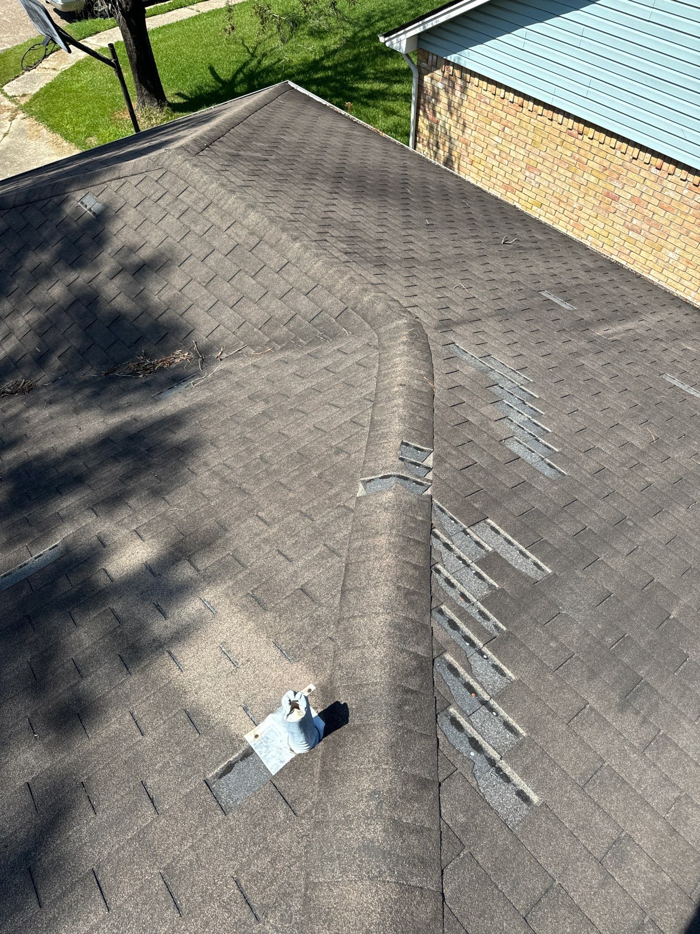 Channelview Roof Installation using Atlas Pinnacle Pristine by Modern BYLT Roofing & Construction