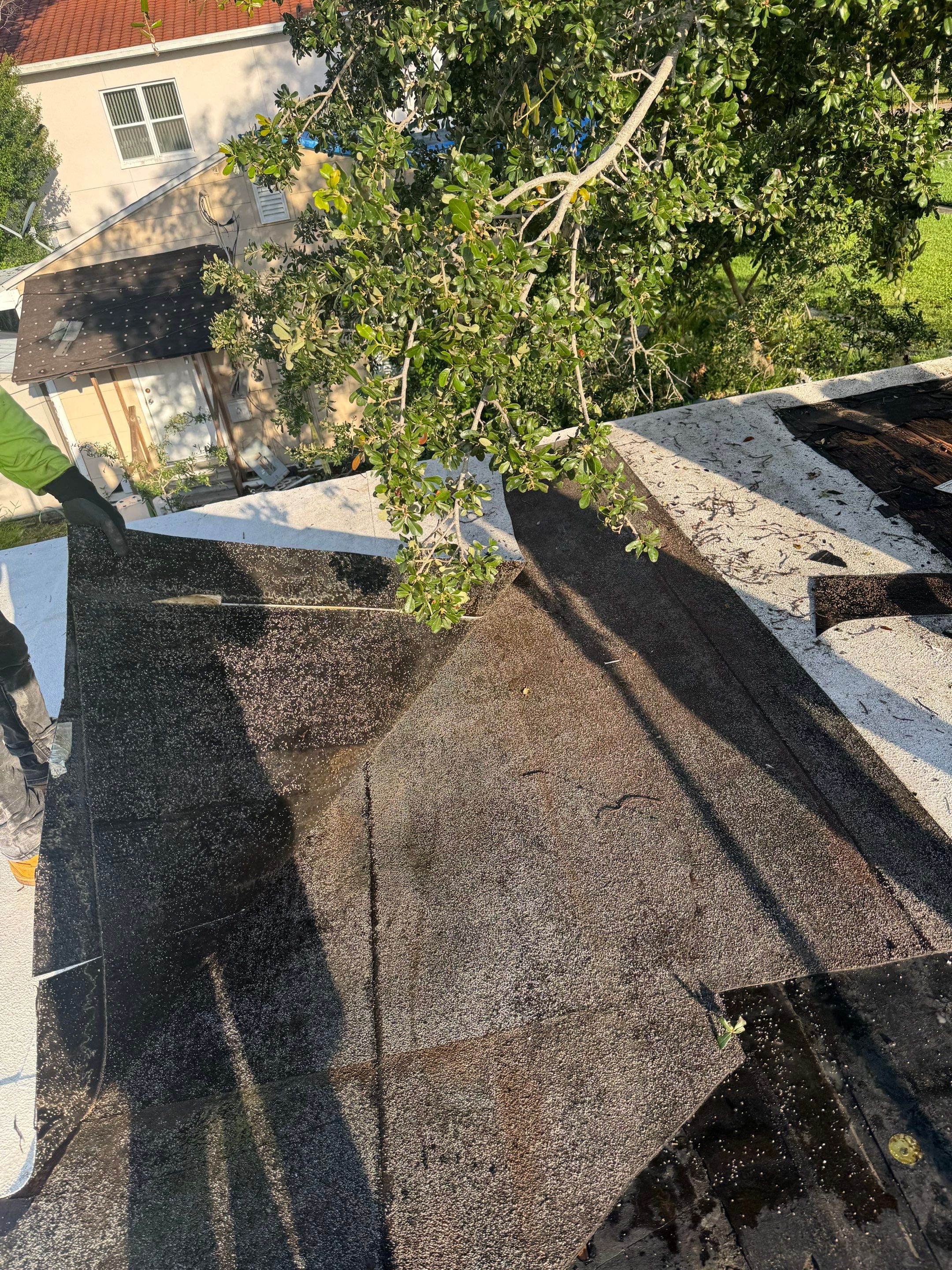 Project in St. Petersburg 33702 by Mitchell Roofing Company LLC 