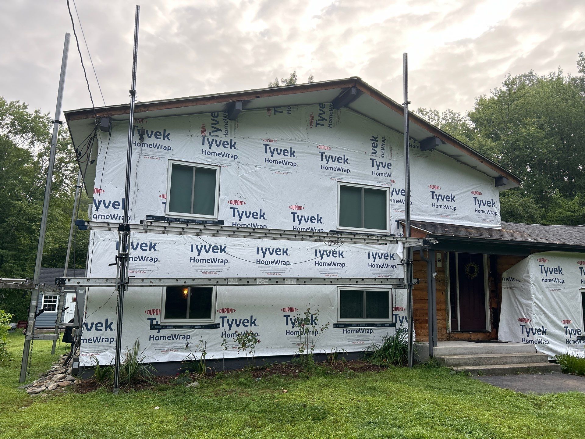 Everlast Composite installed in Acton, MA by UBrothers Construction