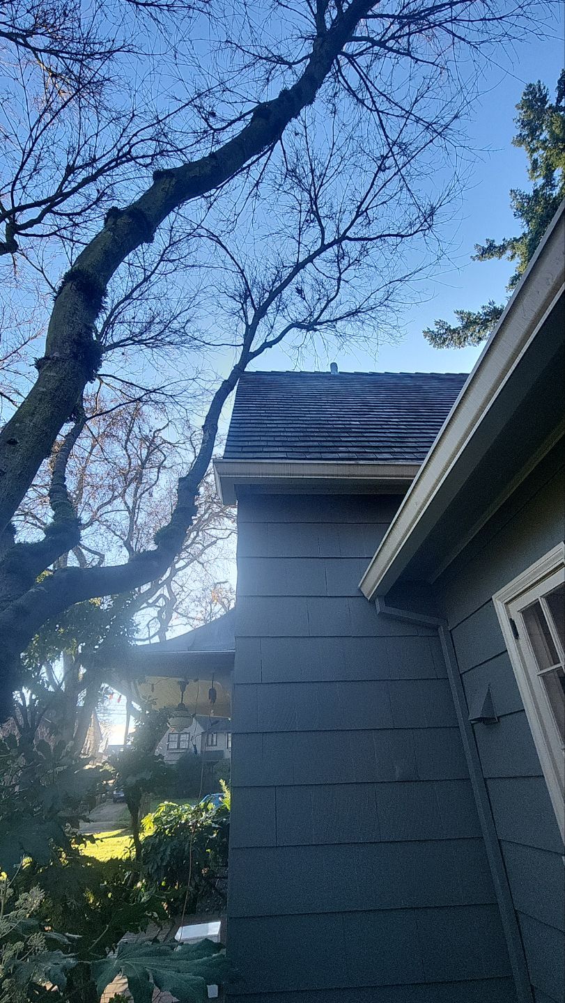 Gutter Guard Installation using Gutter Glove by Willamette Outdoor Wash LLC
