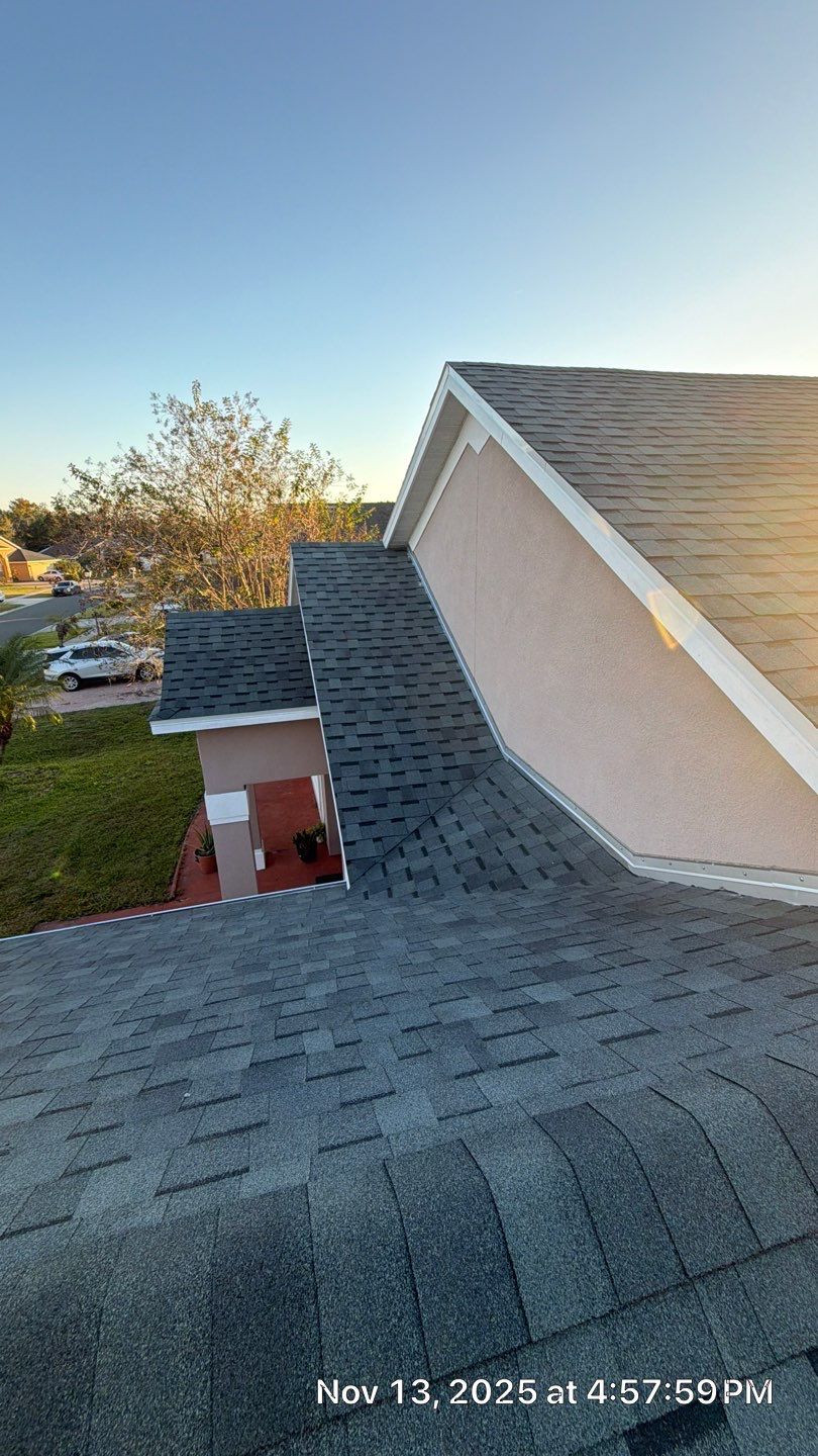 Atlas Pinnacle Pristine Architectural Shingle Roof Replacement in Kissimmee by Fortified Roofing Solutions Corp.
