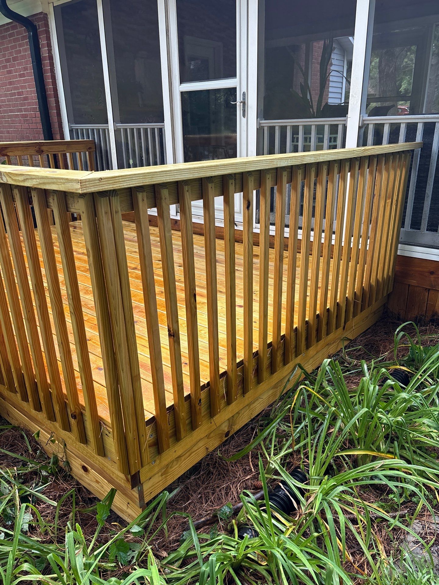 Wood Deck and Trim using Wood Sealant by DuraSeal