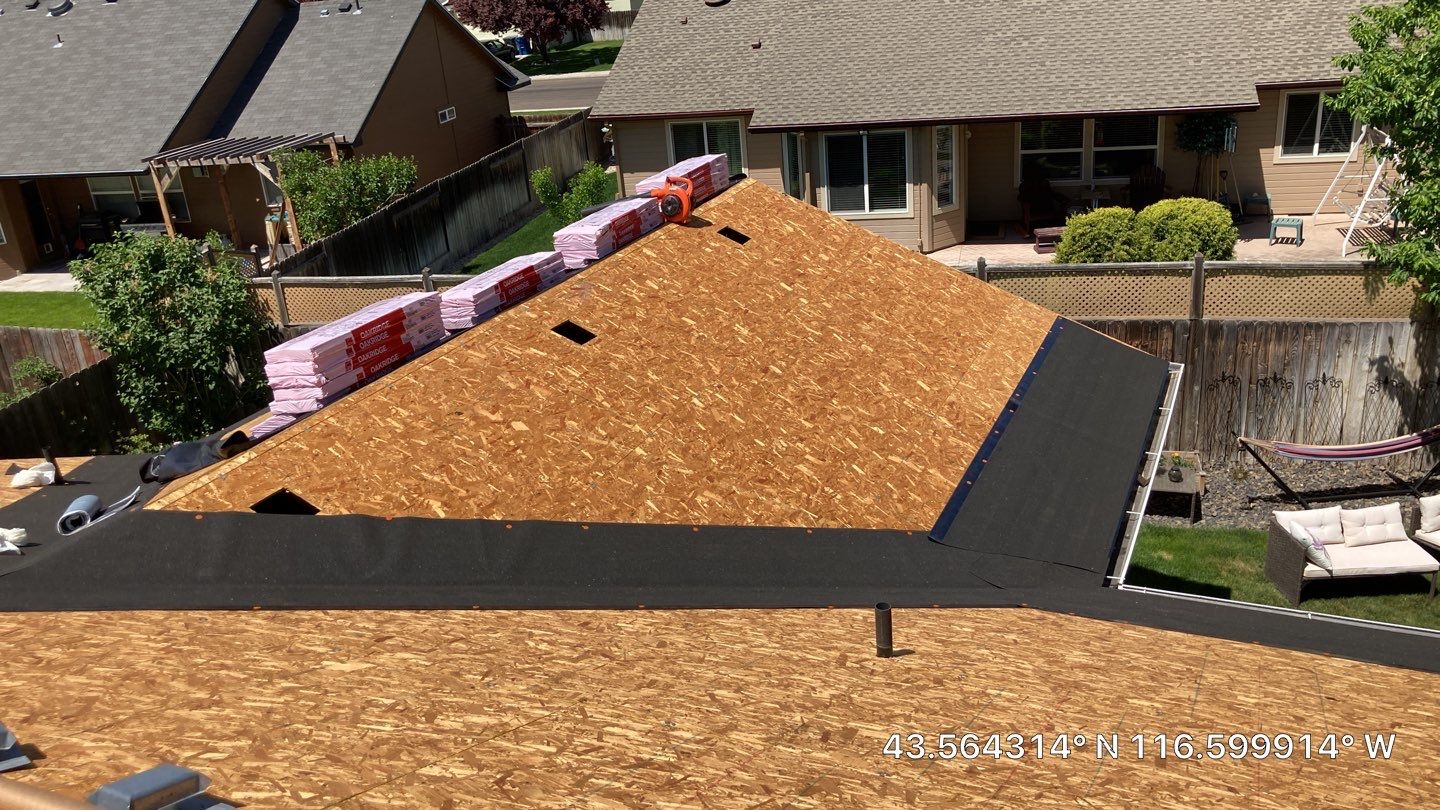 Nampa Idaho Single Level Residential Roofing Installation using Owens Corning by ID Roofing LLC