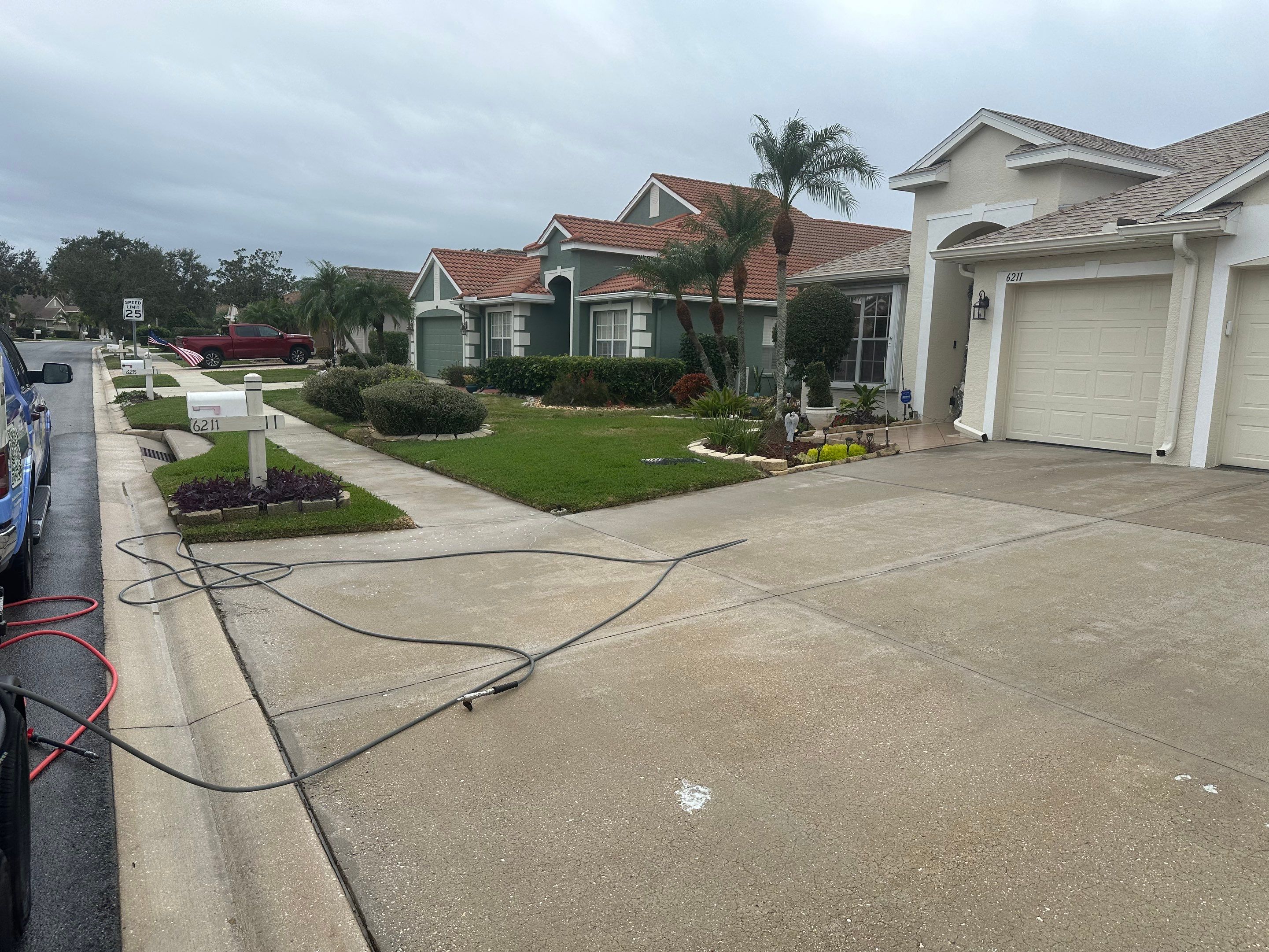 Driveway Cleaning and Rust Treatment - Fairways at Imperial Lakes, Palmetto, FL | Sunshine AquaWash by Sunshine AquaWash