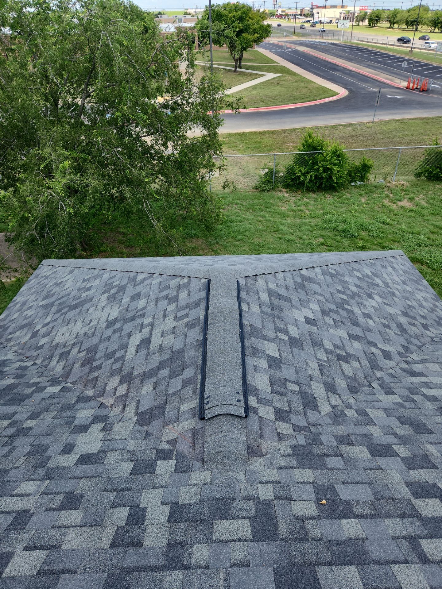 Estate Gray - Owens Corning TruDefinition Duration by RoofsOnly.com